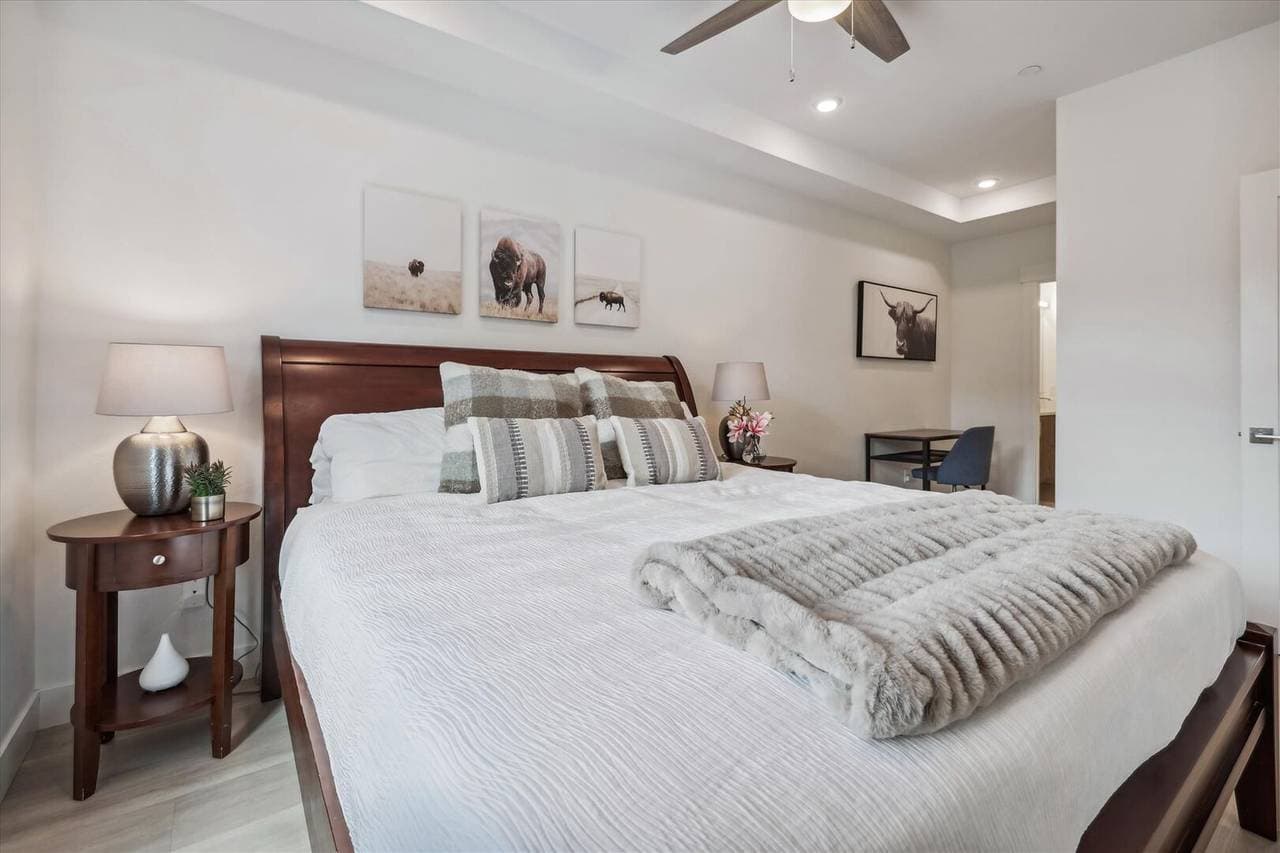 River West #522 - Image 16