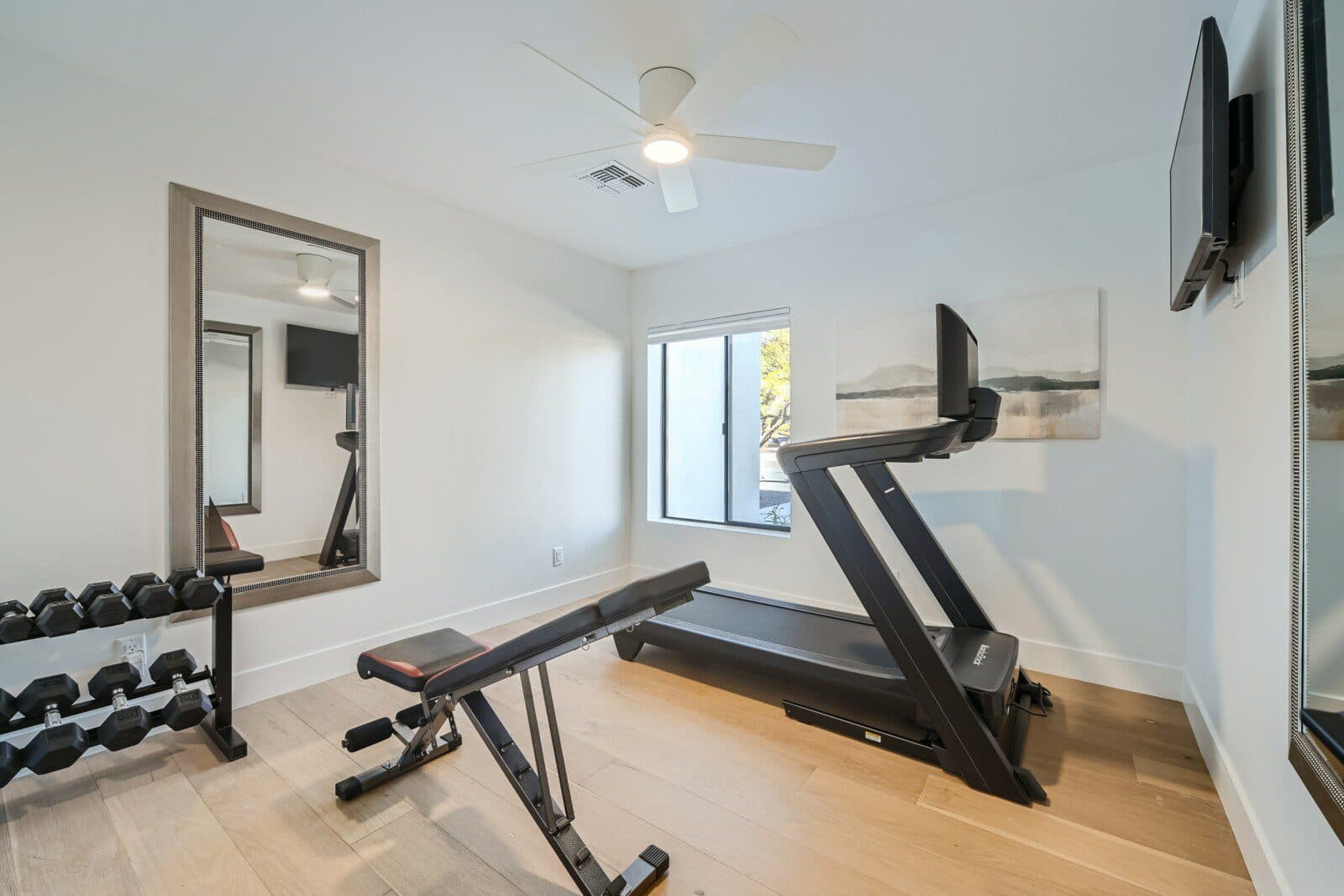 Palm Silhouette Villa - Image 5