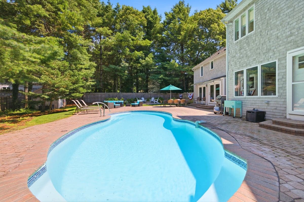 Five Bays Oasis - Image 2