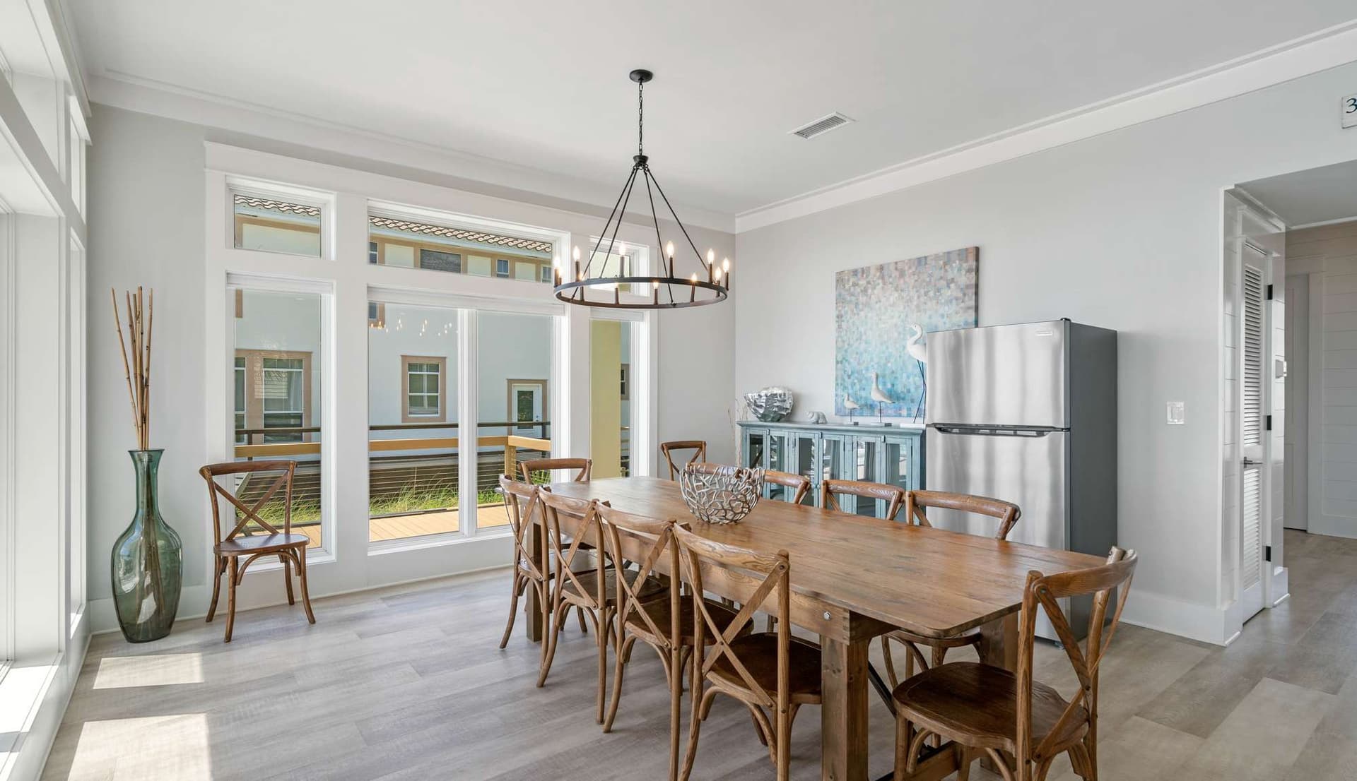 Latitudes Manor - Image 12