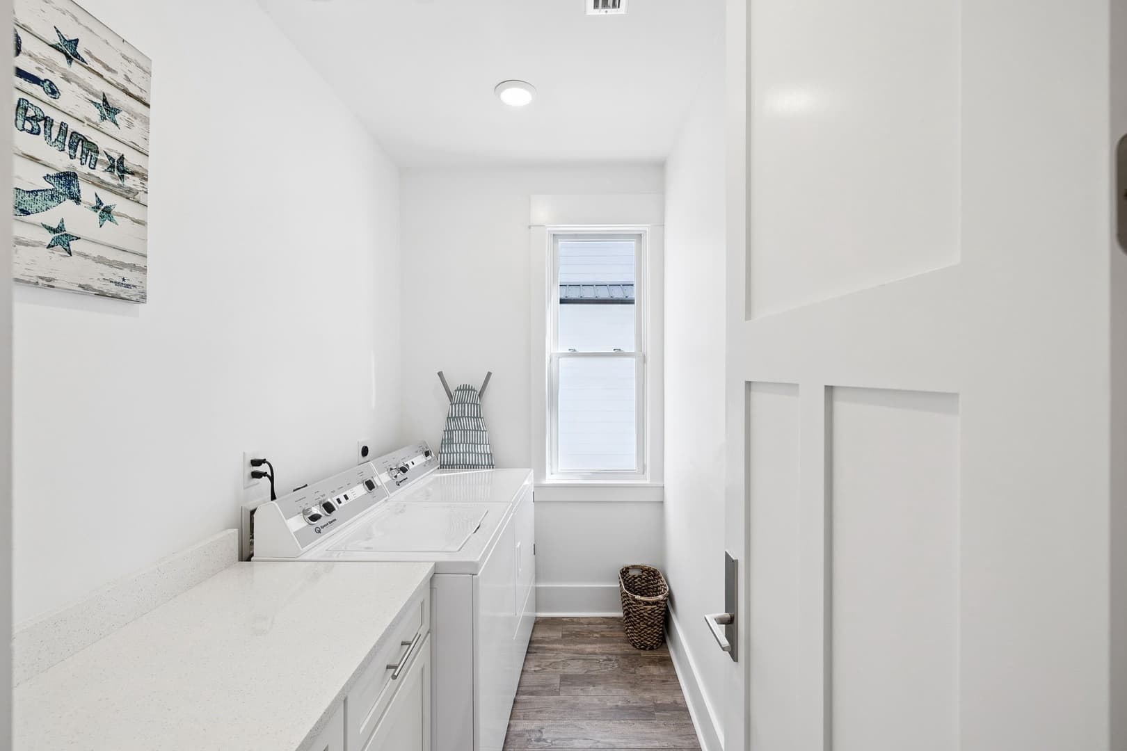 Emerald Breeze - Image 31