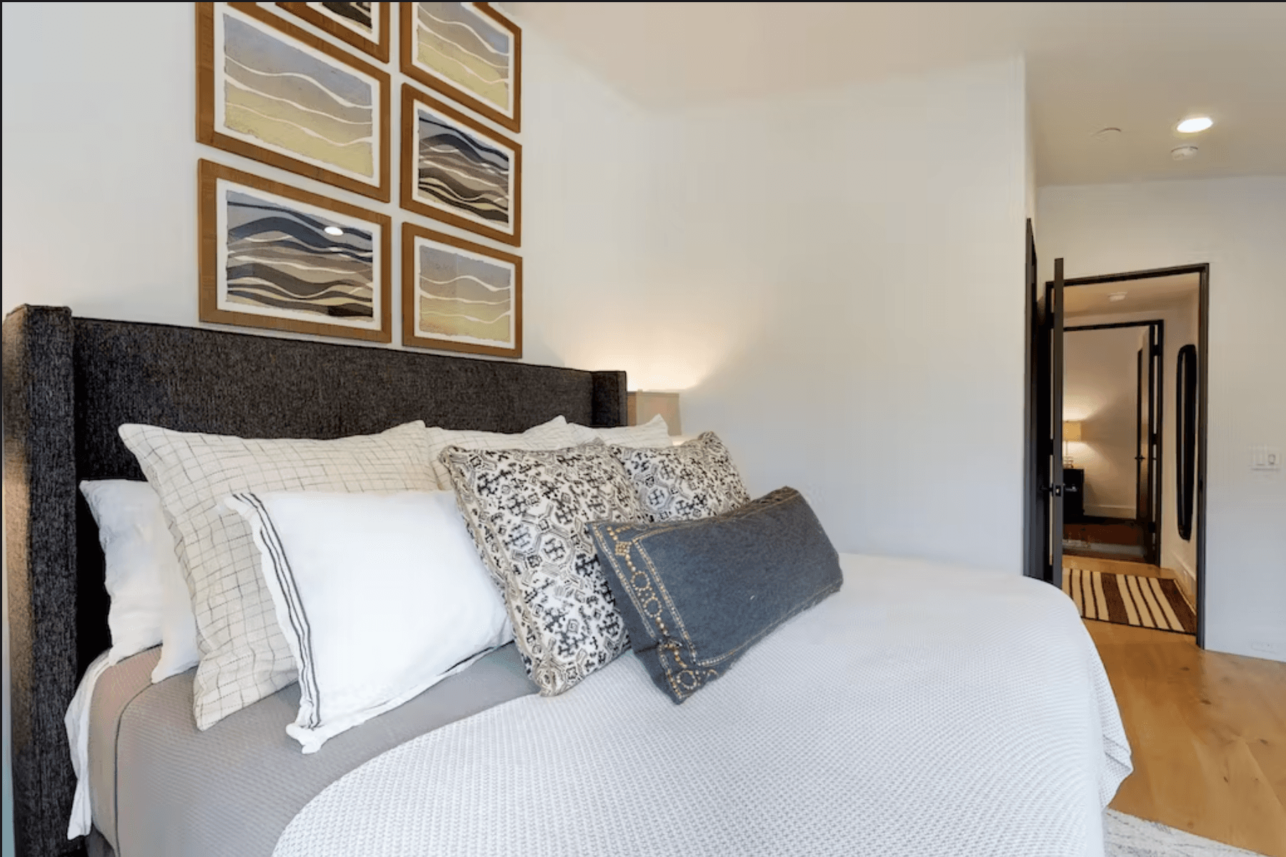 Lake Cabin - Image 21