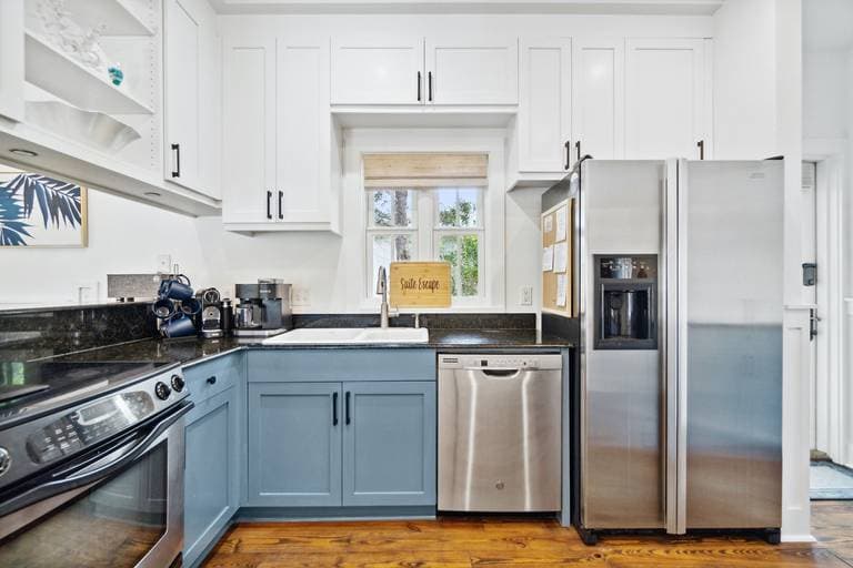 Suite Escape - Image 11