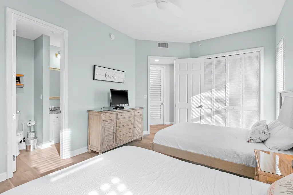 Crescent 404 Home - Image 14