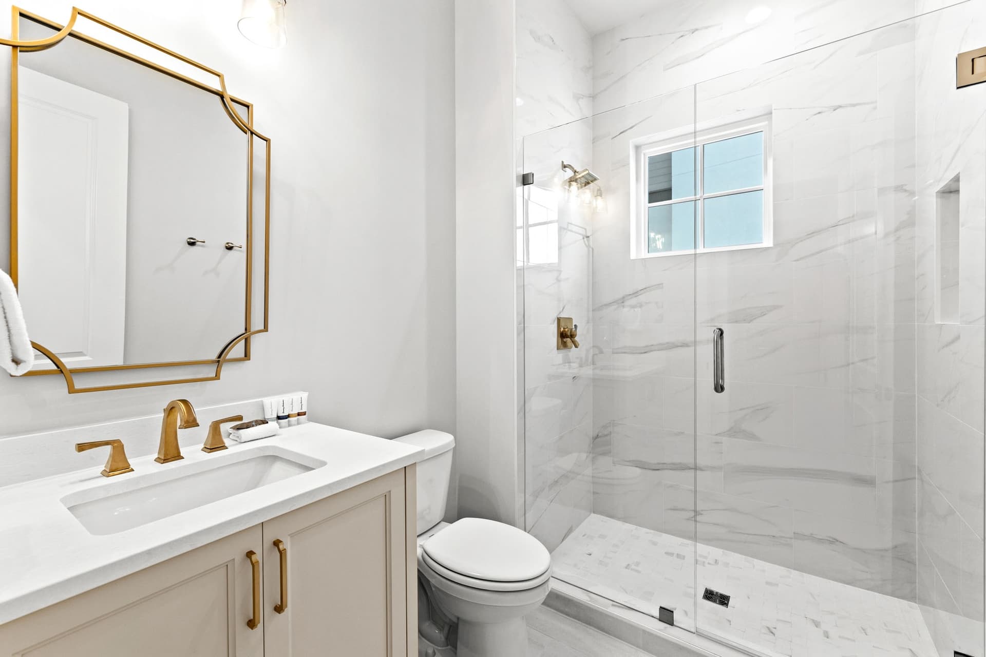 Peacock Place - Image 18