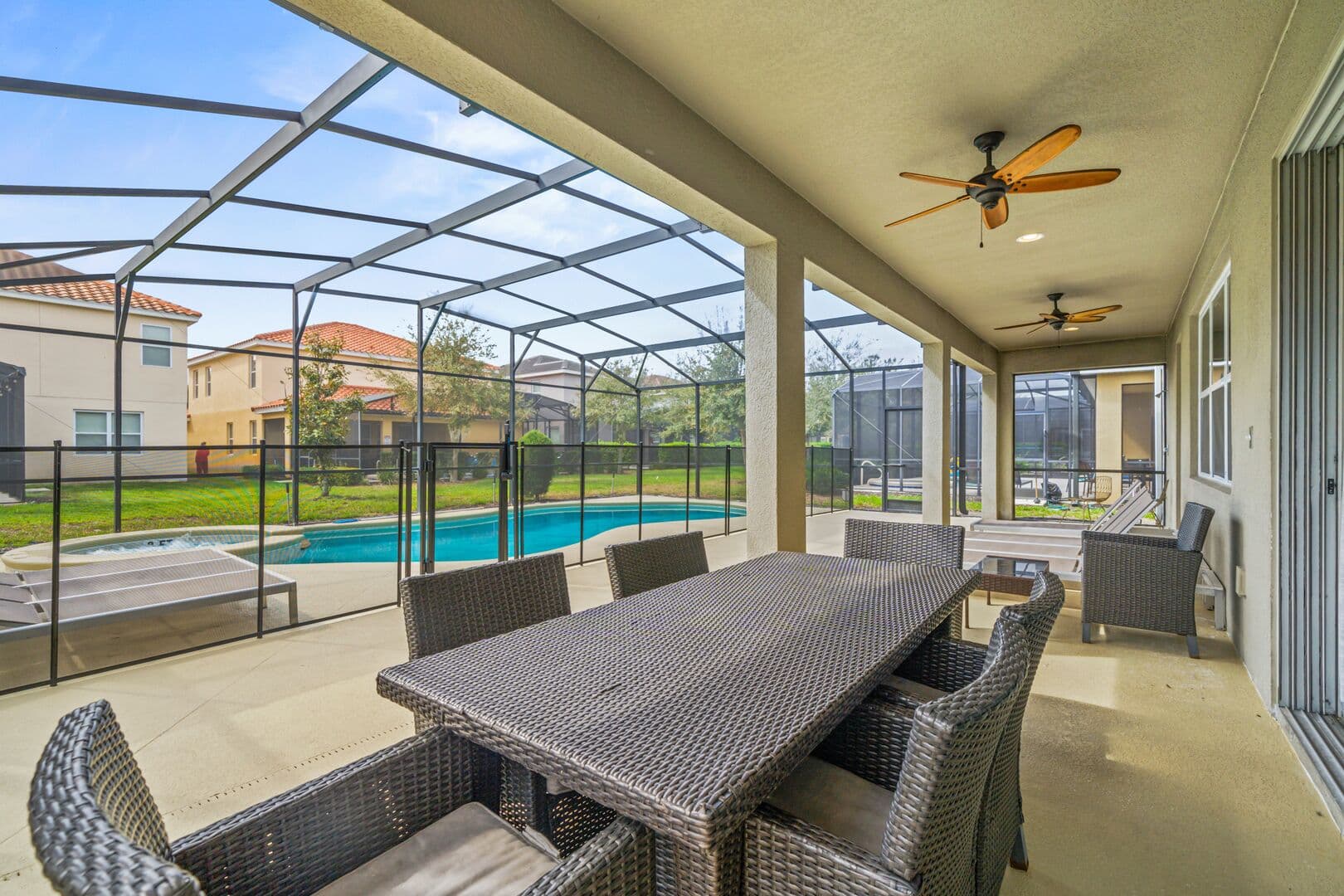 Gallery House - Image 79