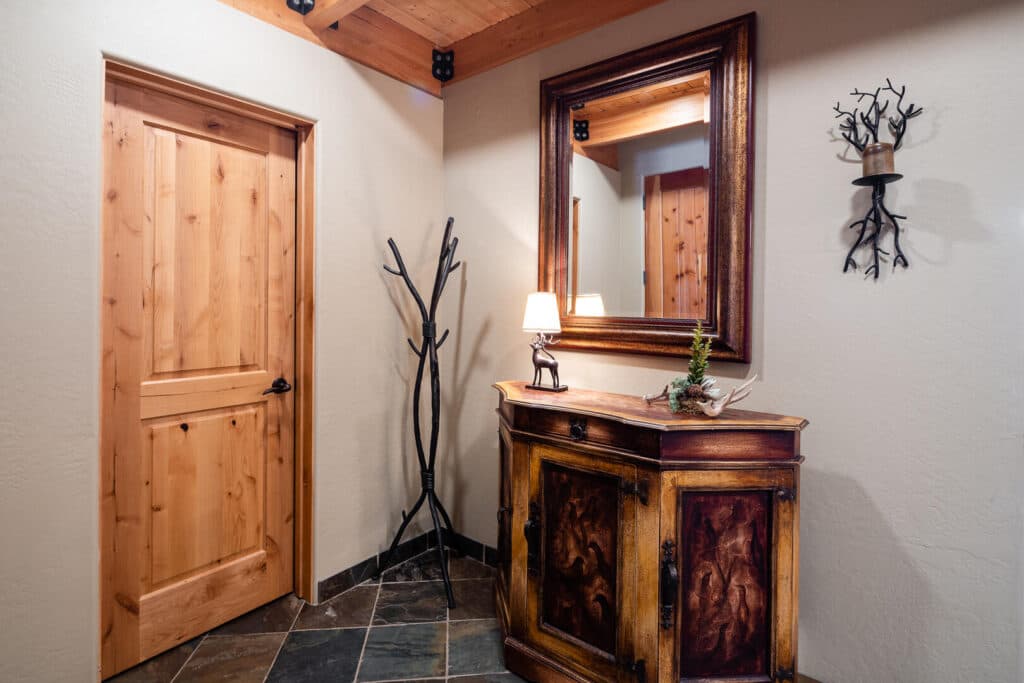 Hidden Trail House - Image 6