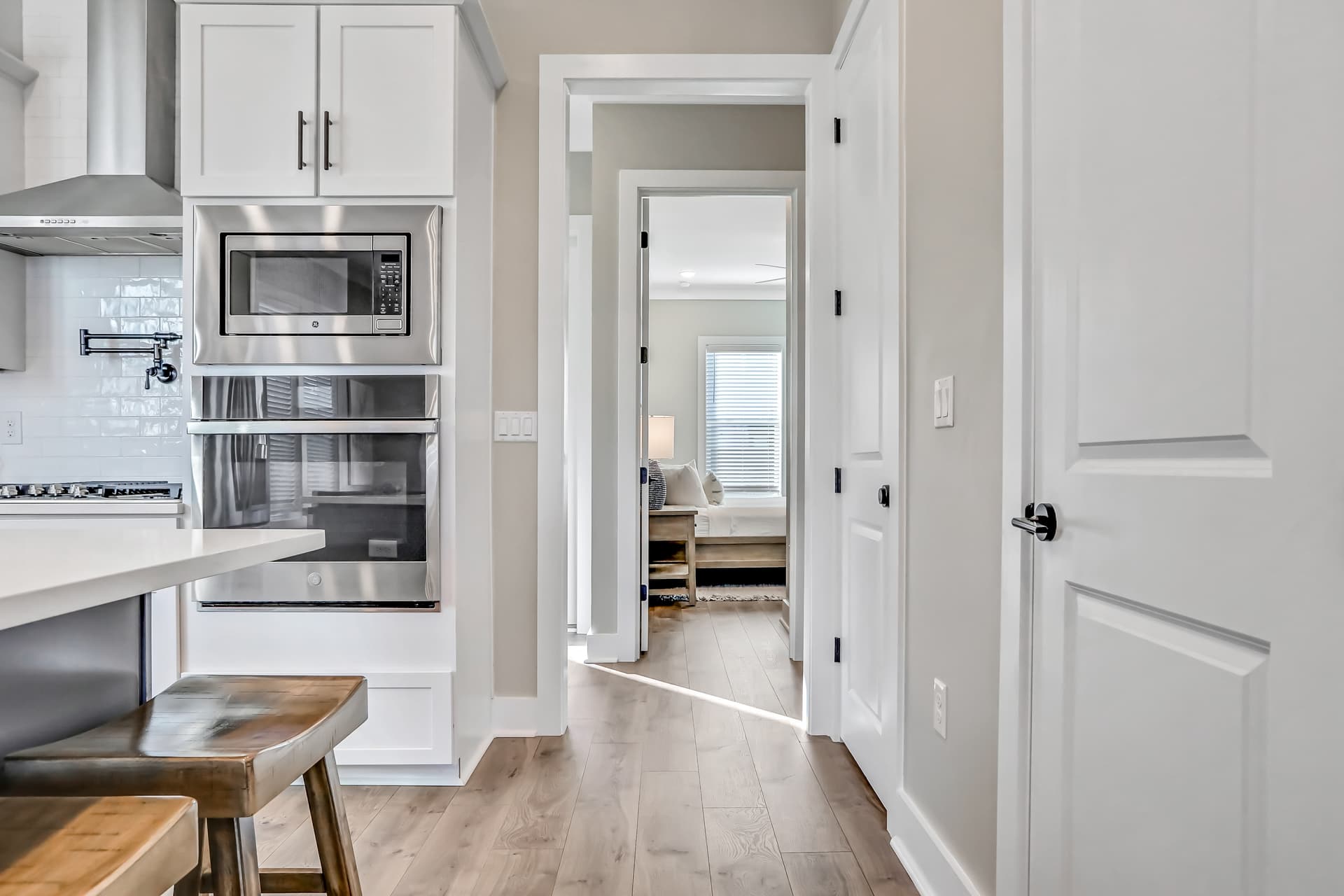 Come Sail Away House - Image 8