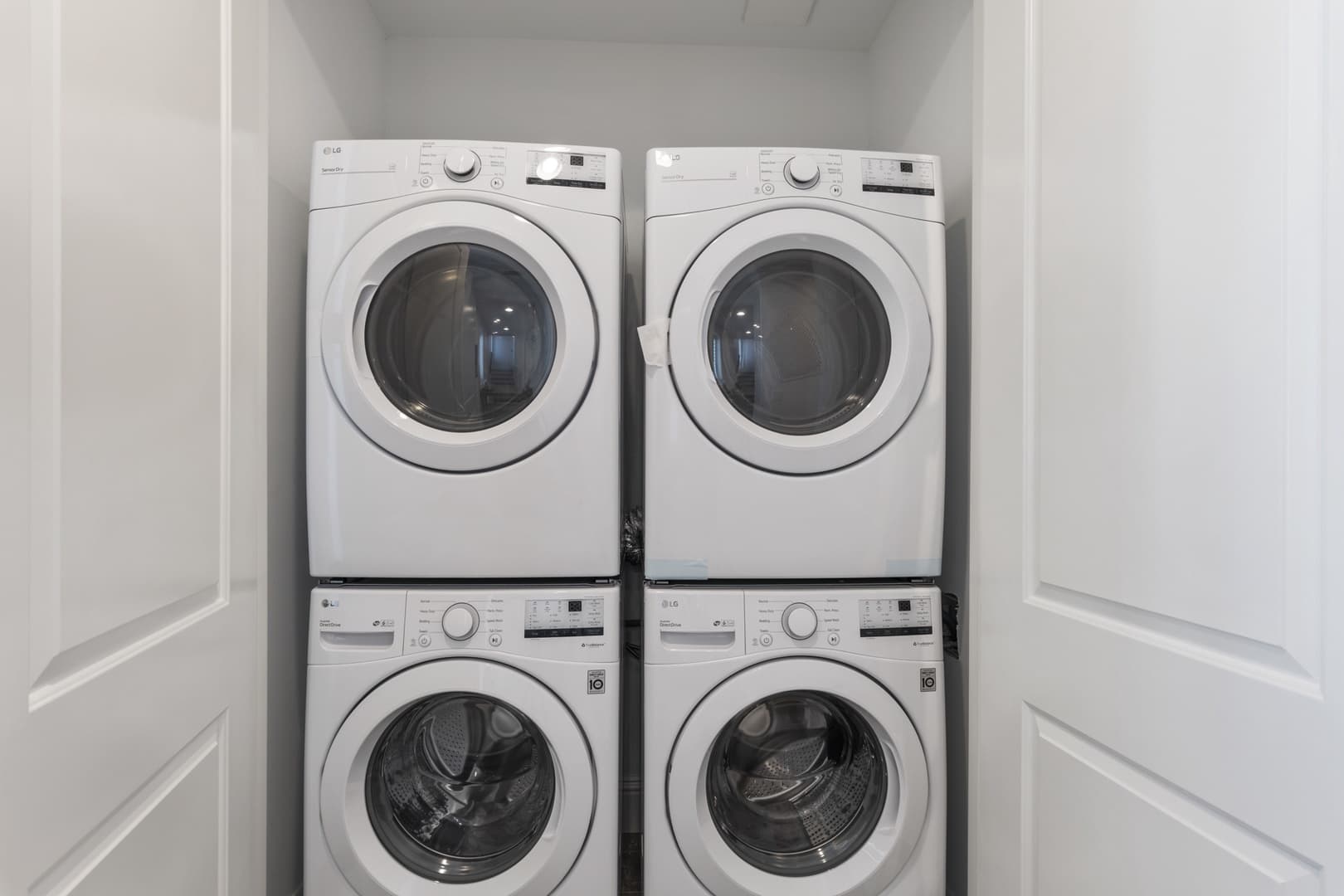 Azzurro Sky - Image 26