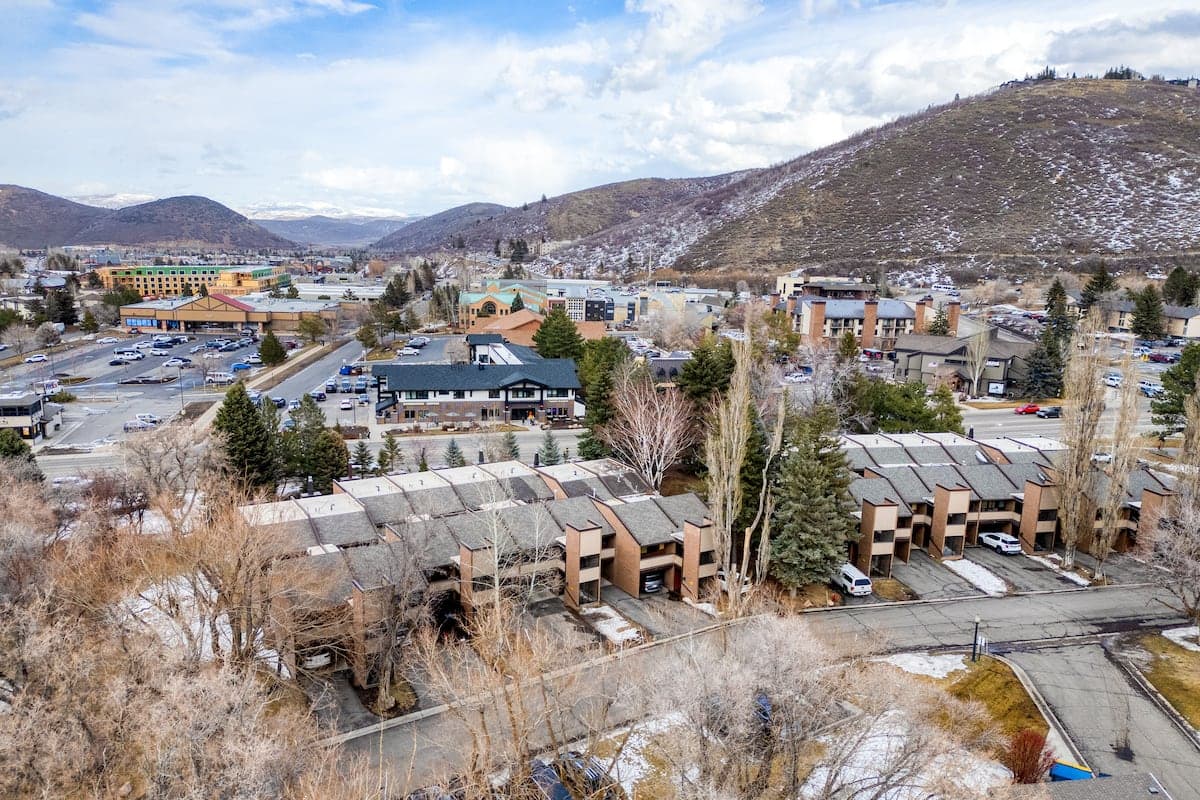 Parkside Condo - Image 22