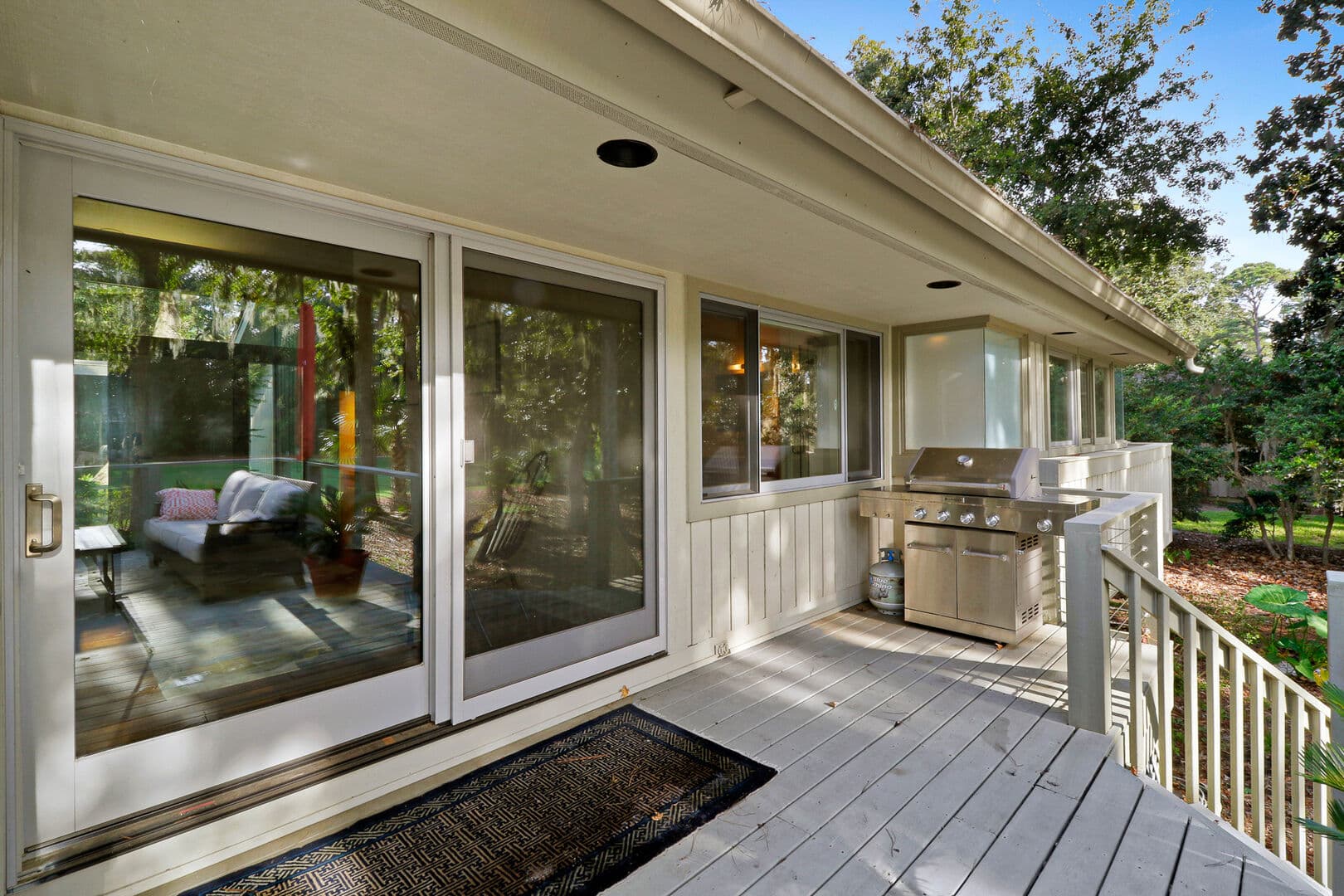 Sunny Shores - Image 28