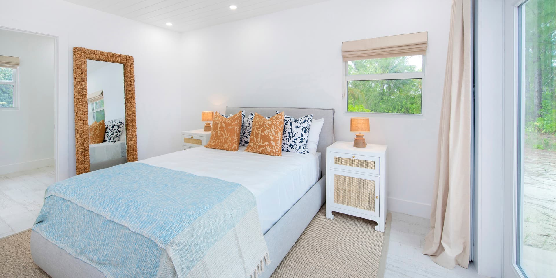 Fantasea and Guest Cottage - Image 24