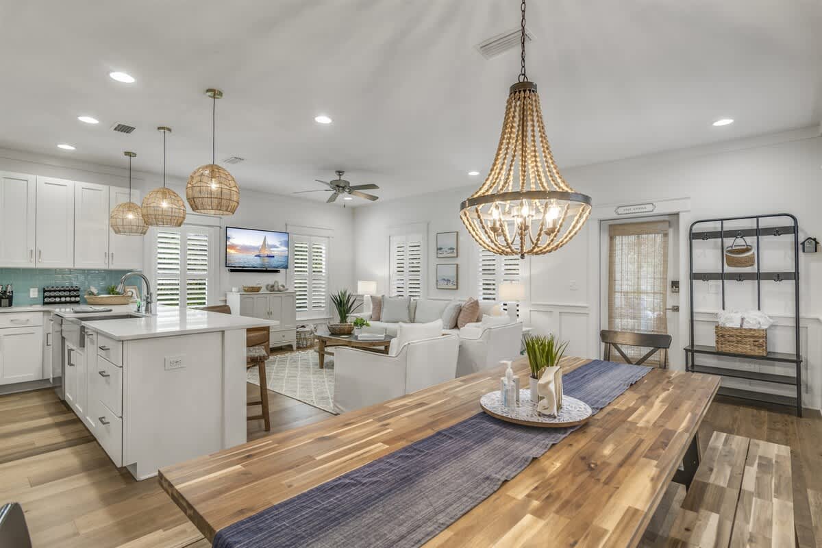 Southern Tides - Image 12