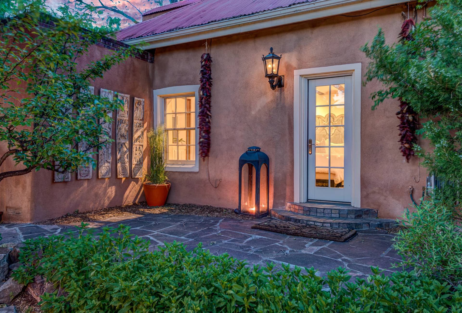 Palace Hillside - Image 22