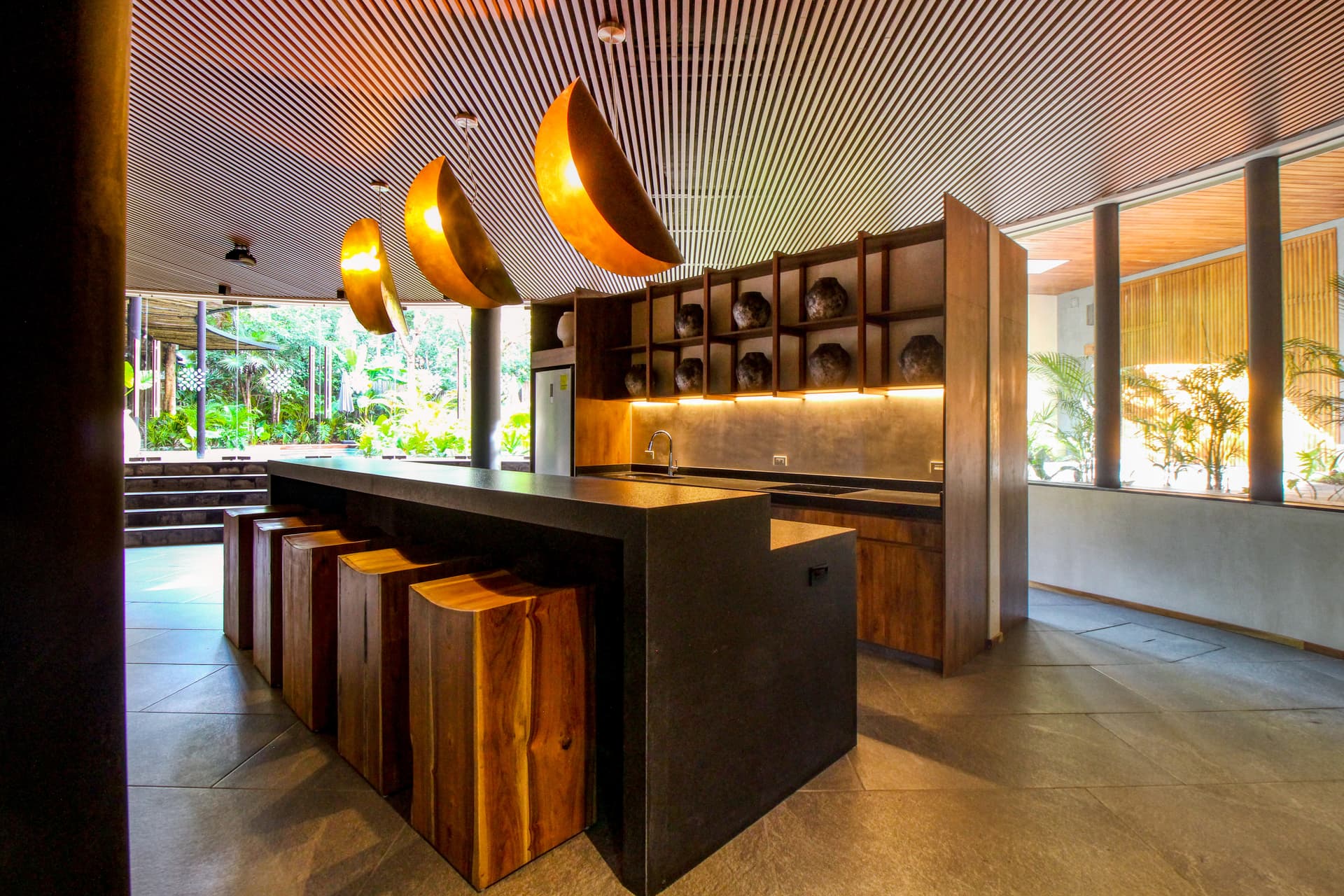 Dreamland - Image 14