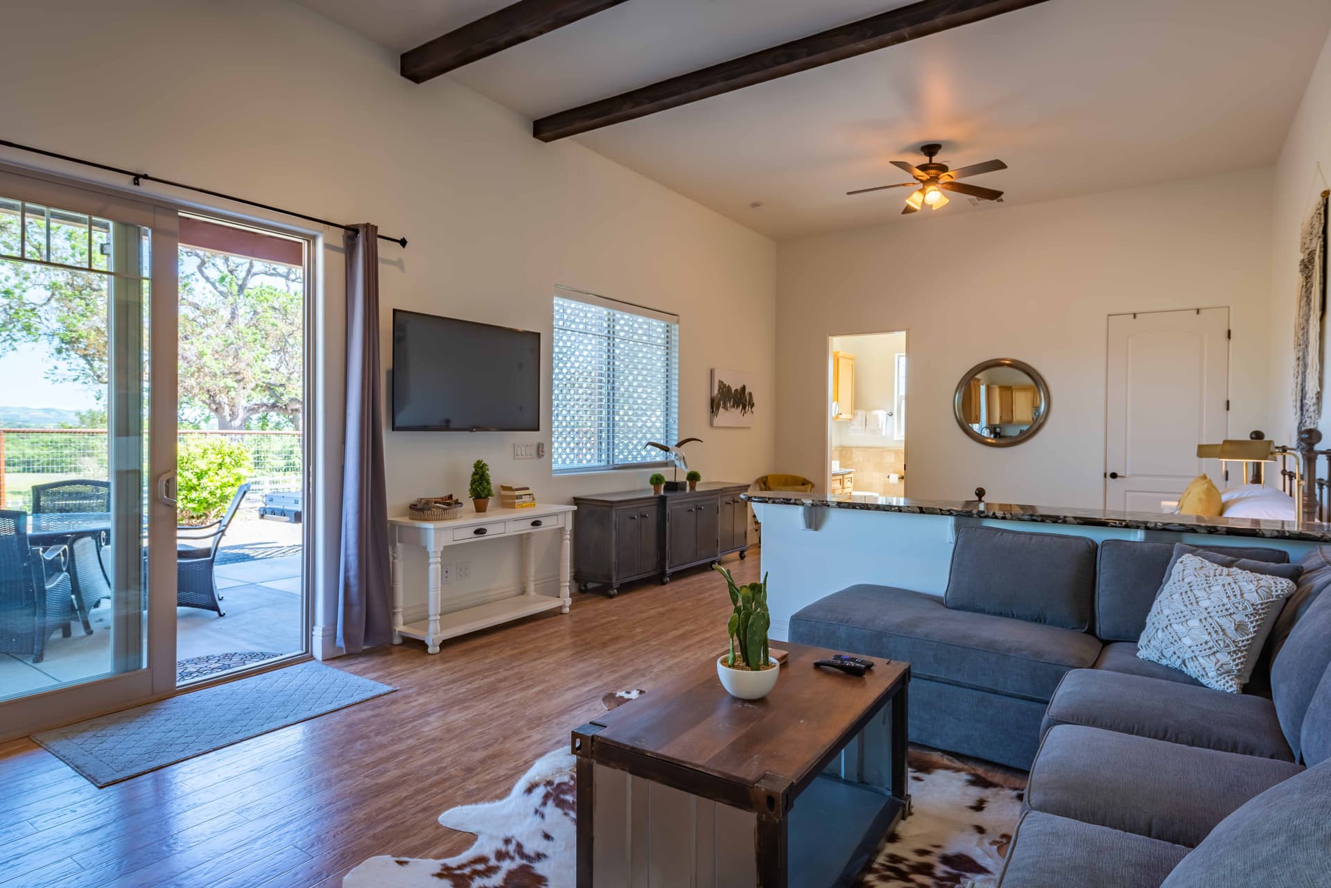 Frontier Hideaway Home - Image 17