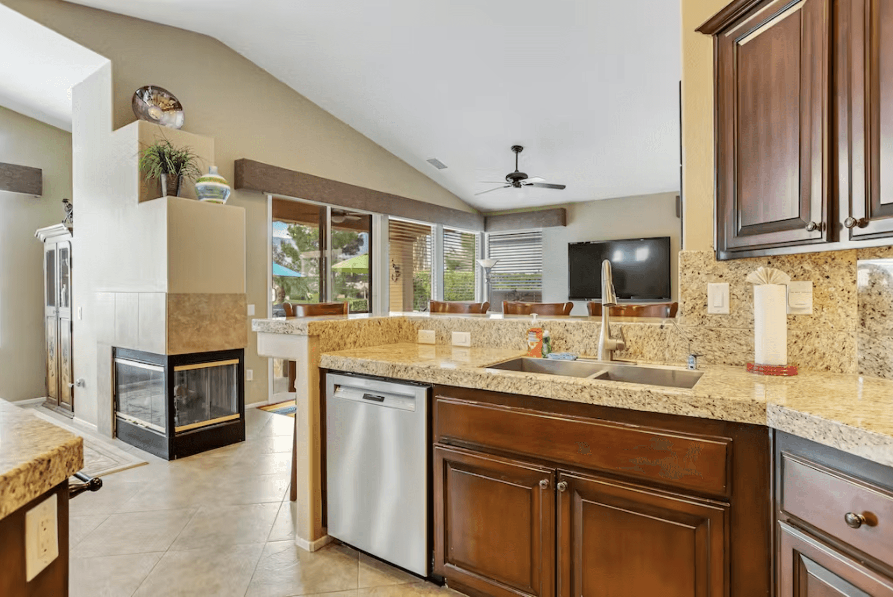 Desert Delight Home - Image 5