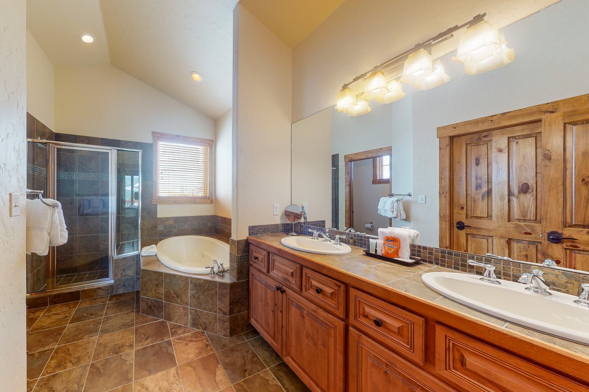 Bear Trail Villa - Image 10