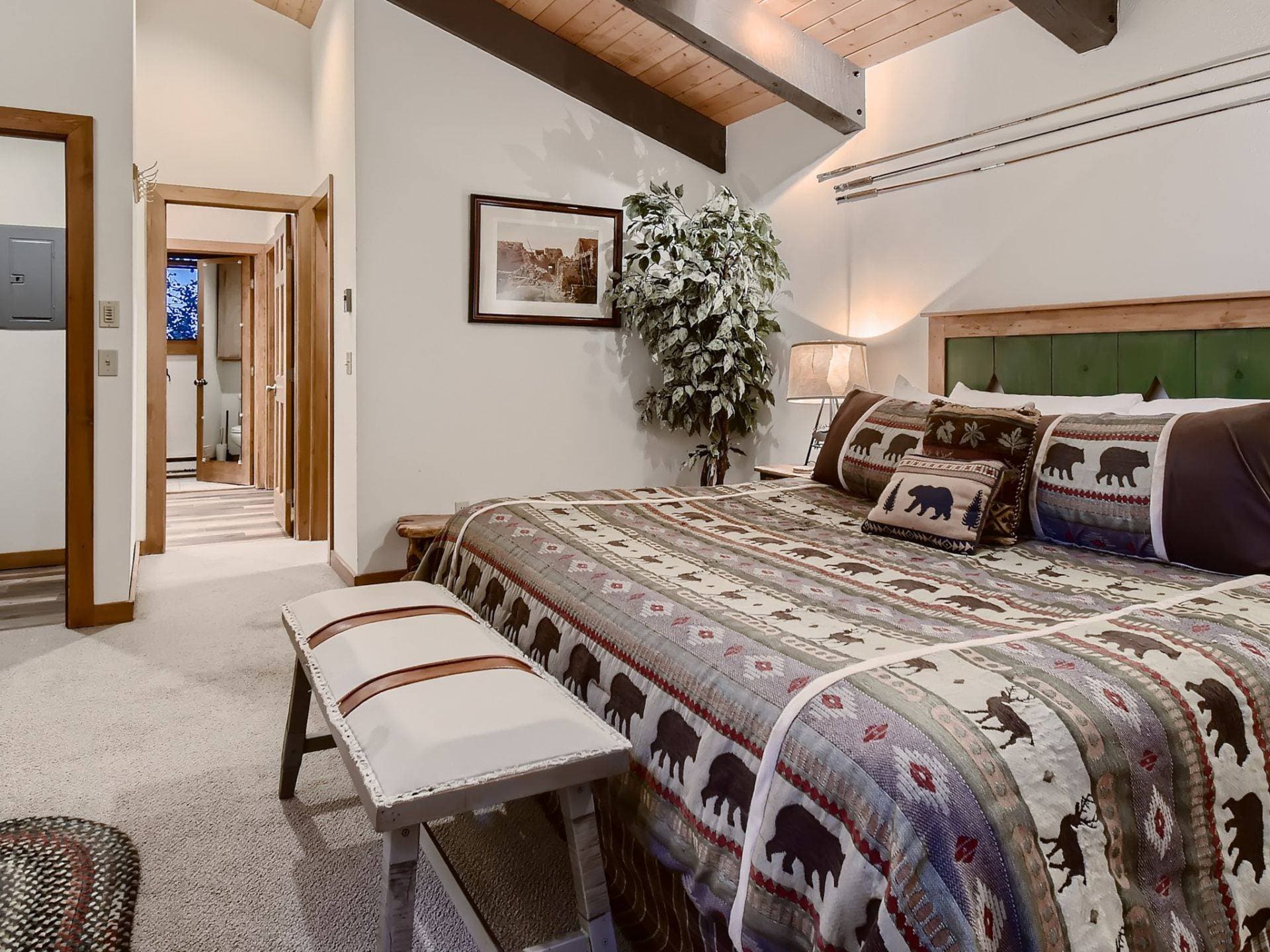 Breck Lodge House - Image 11