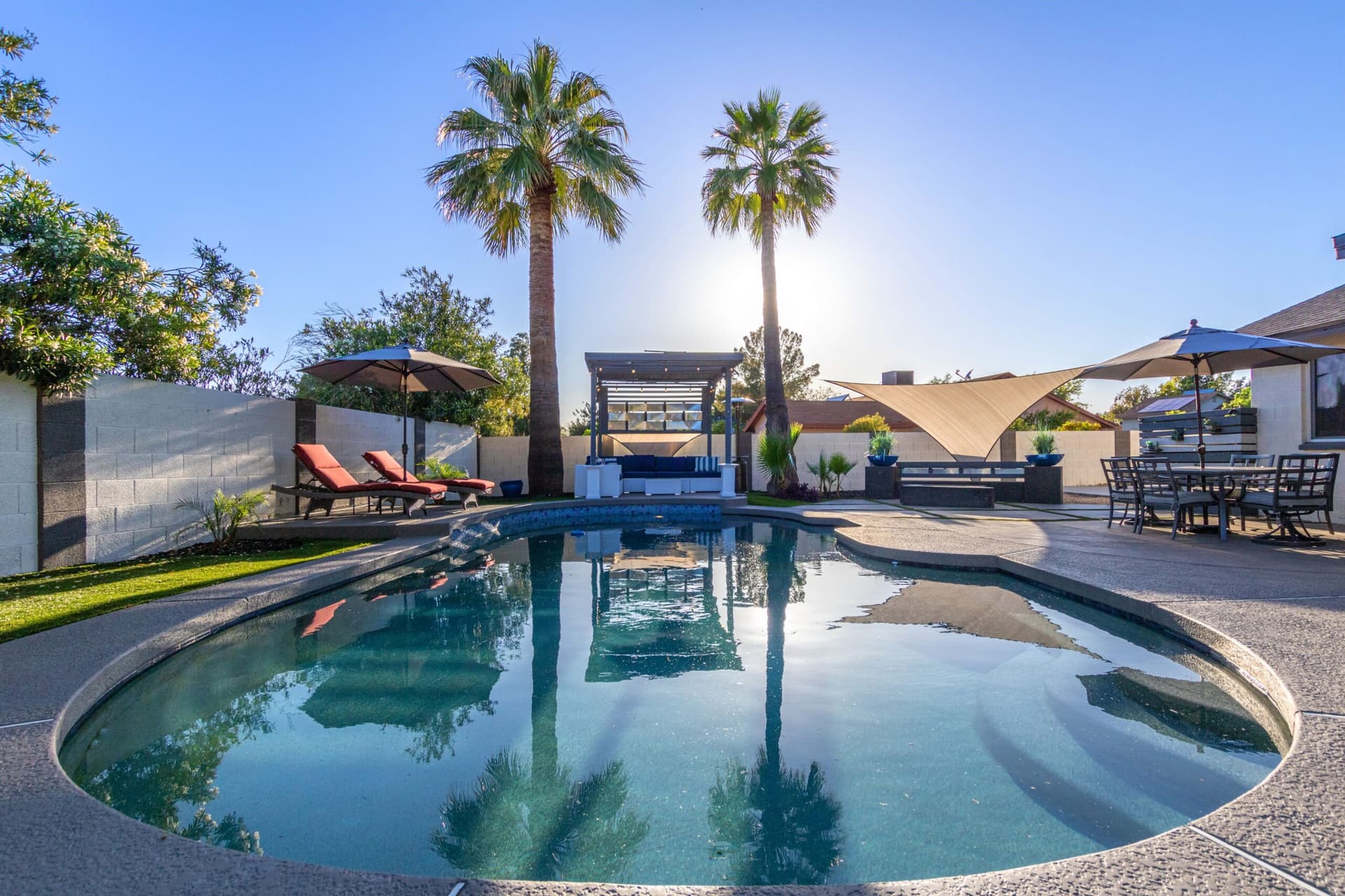 Kings Lux Escape - Image 23