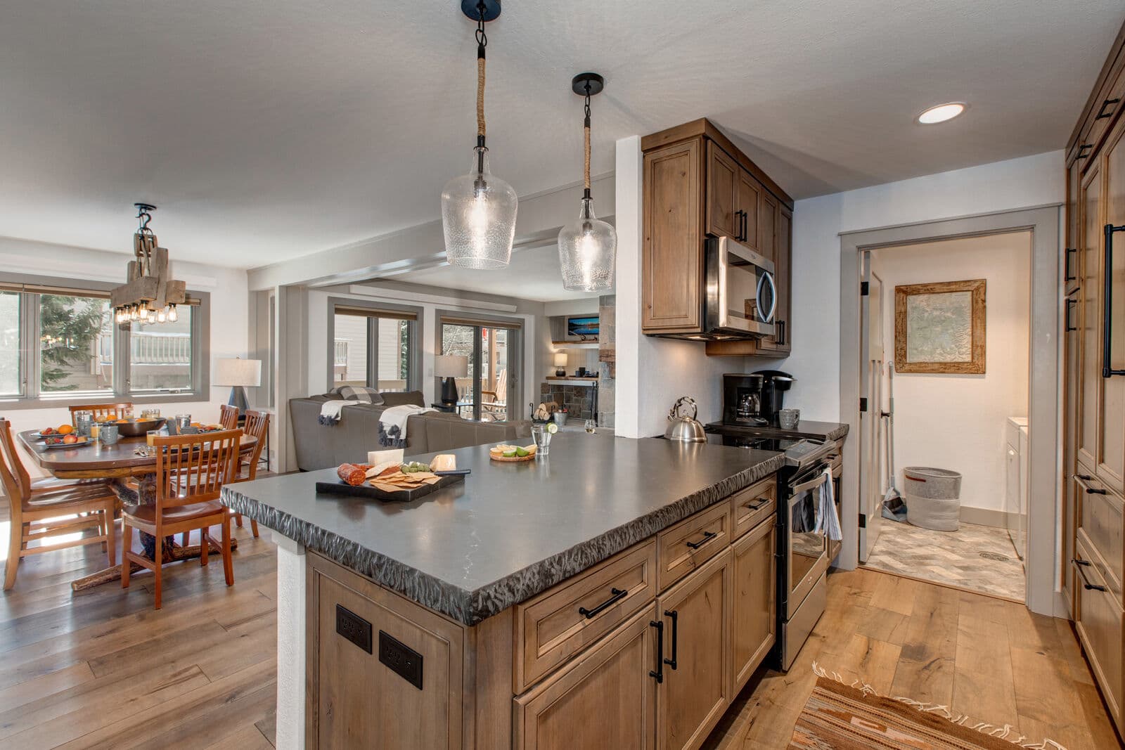 Teewinot Home - Image 12