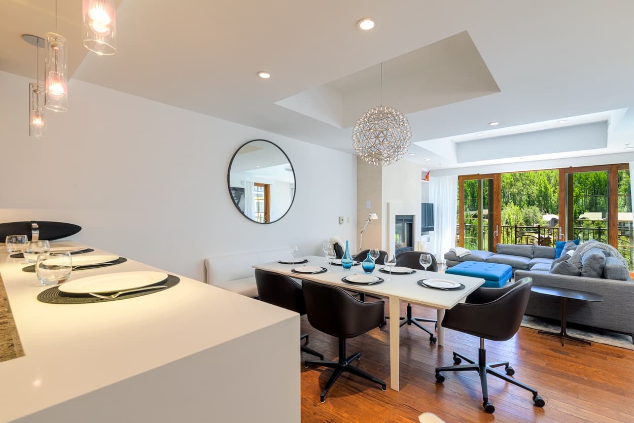 Blue Sky Views at the Ritz-Carlton - Image 2