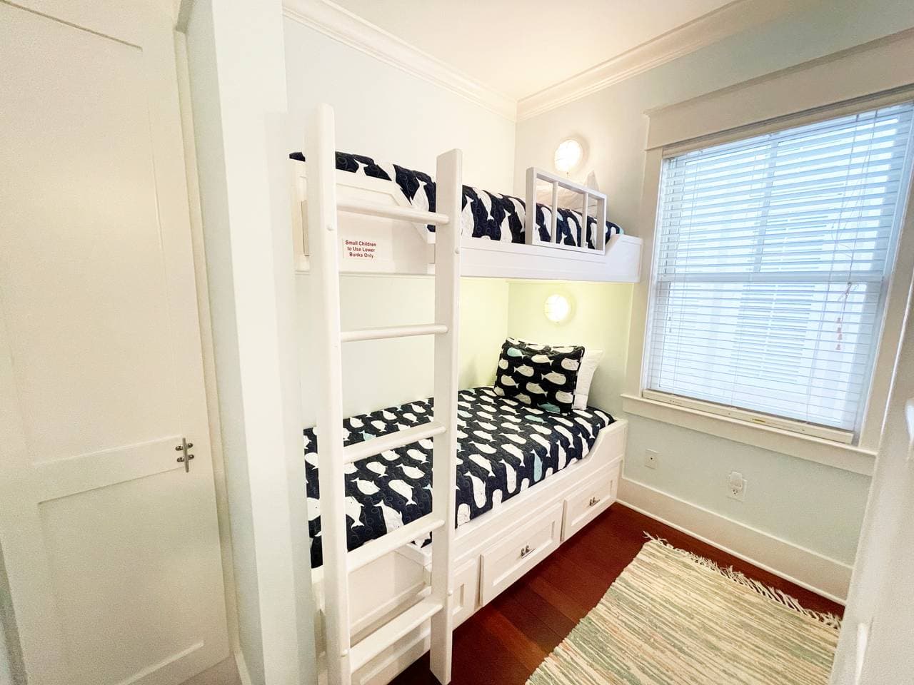 Frosted Orange Home - Image 27