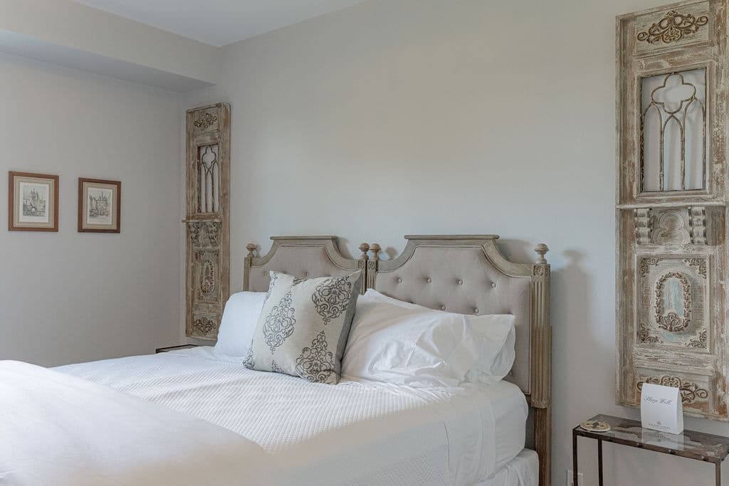 French Polo Manor - Image 28