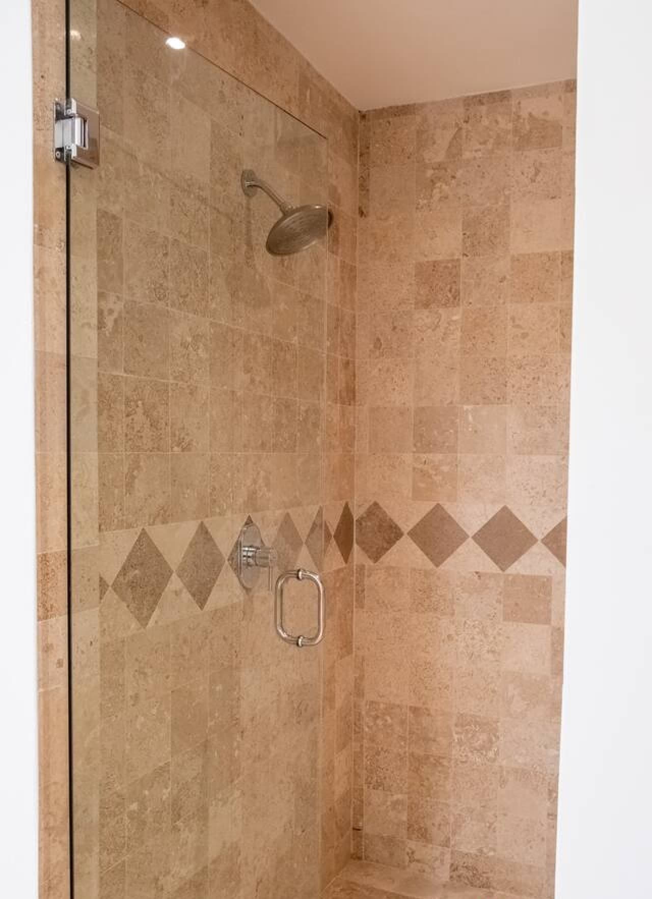 Ziva Condo - Image 28