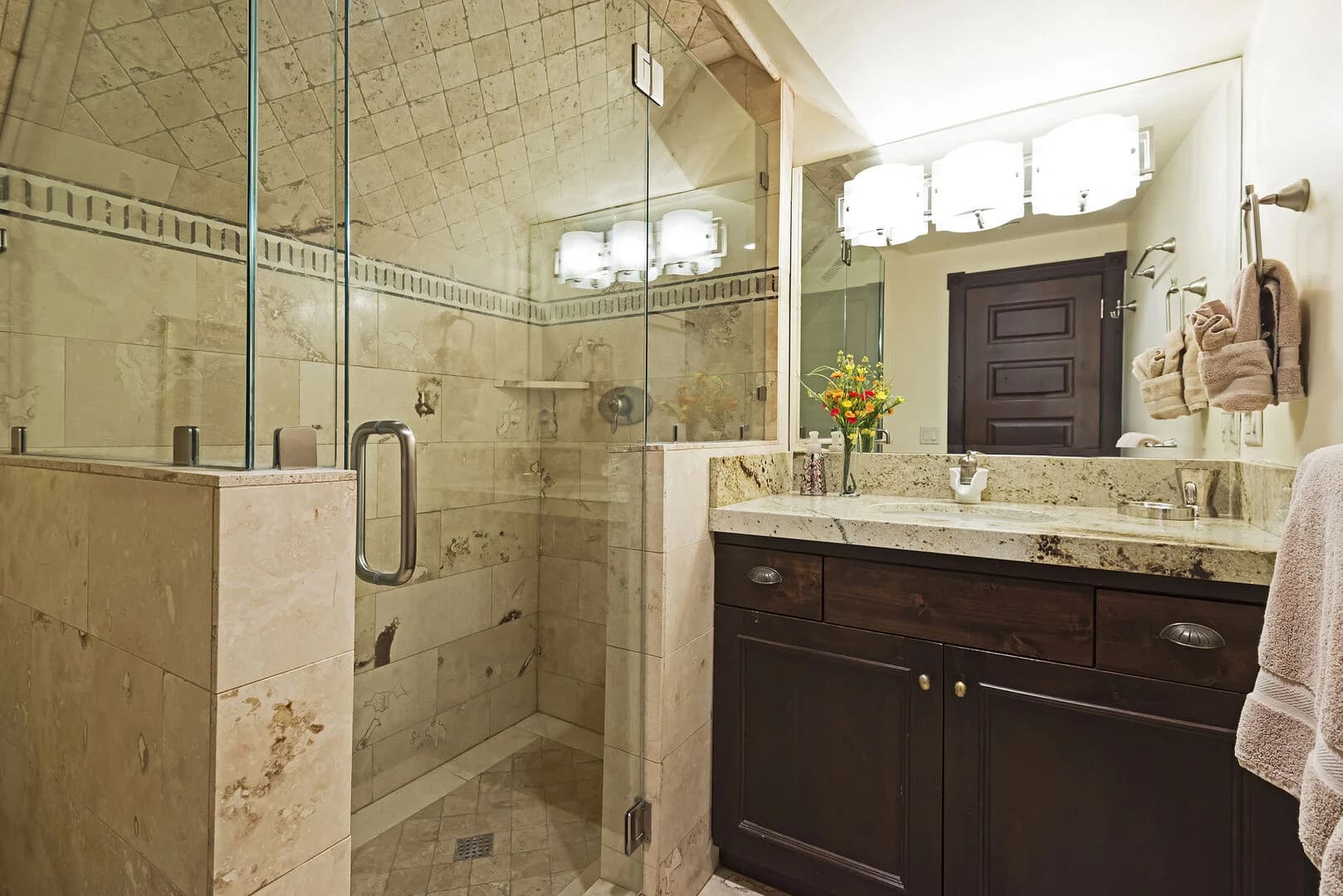 Big Game Lodge - Image 15