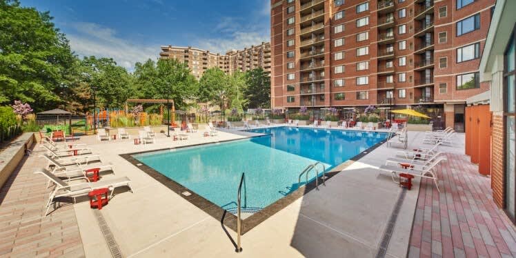 Phoenix Residence - Image 2