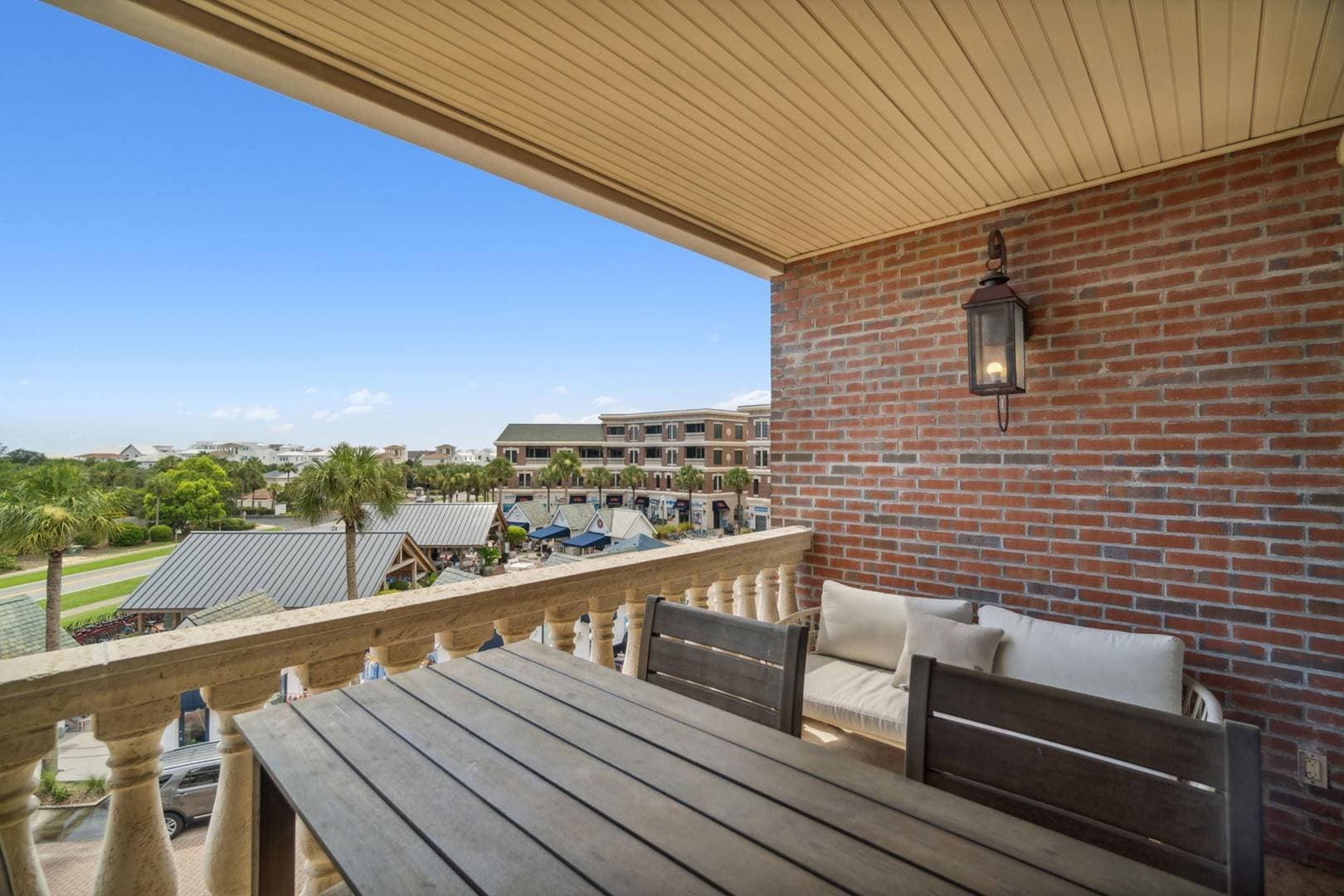 Walton Residence - Image 19