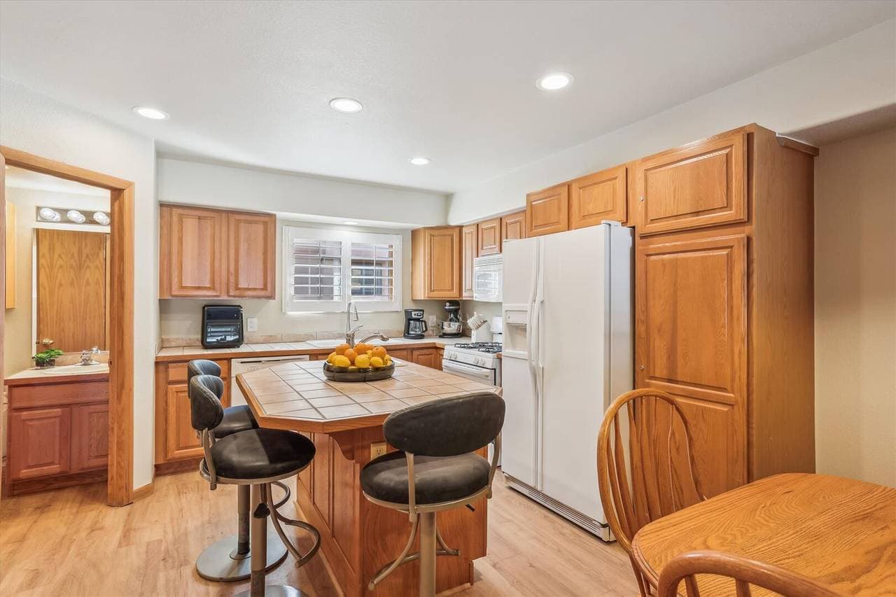 Cedars Townhome #24 - Image 5