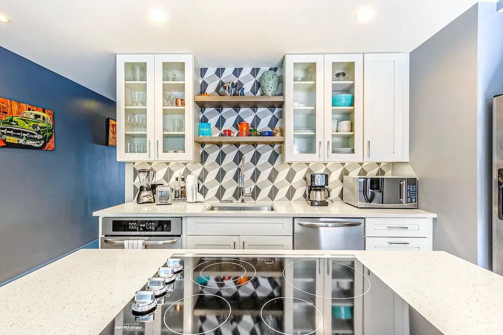 Island Retreat - Image 8