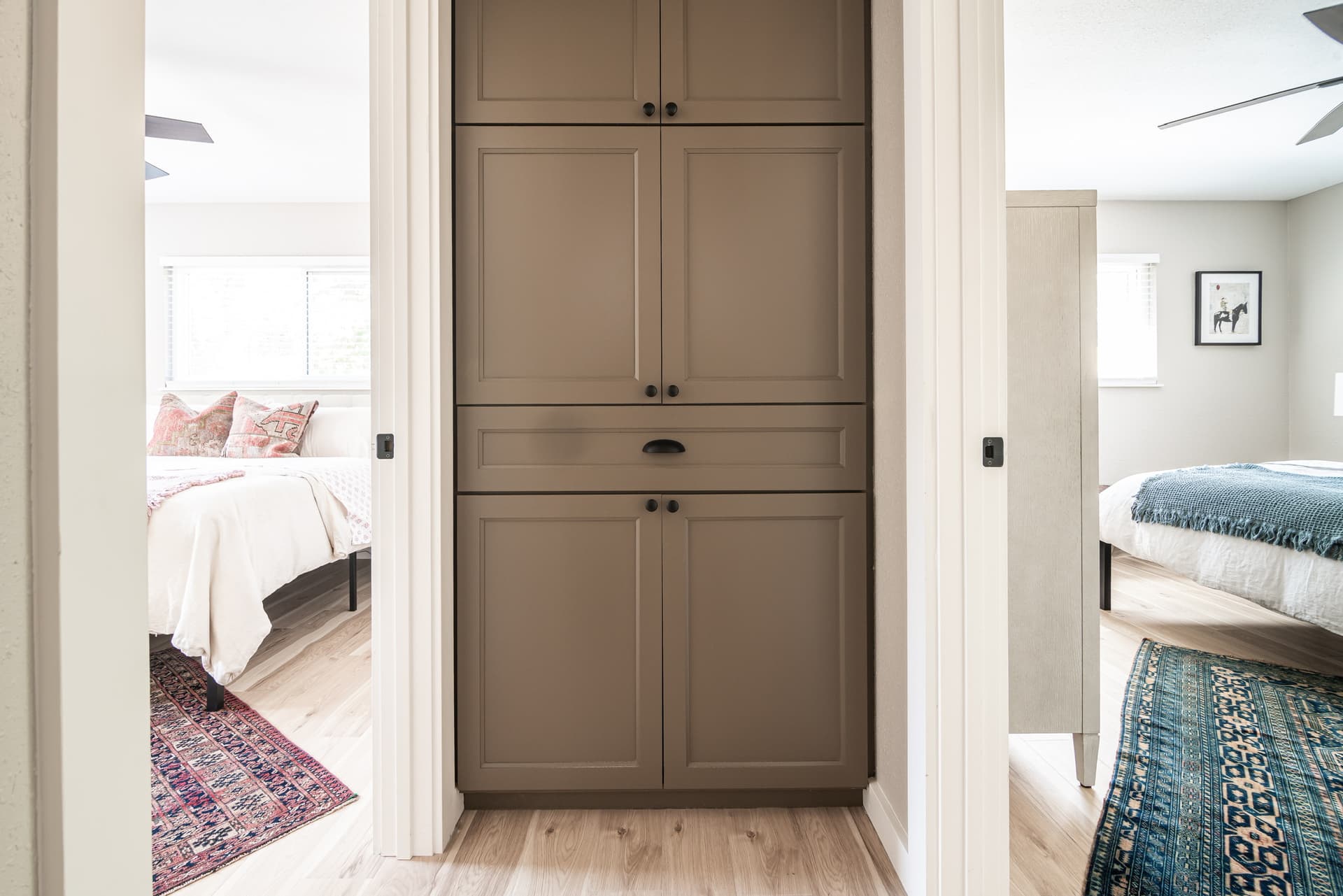 Gateway to the Sun - Image 21