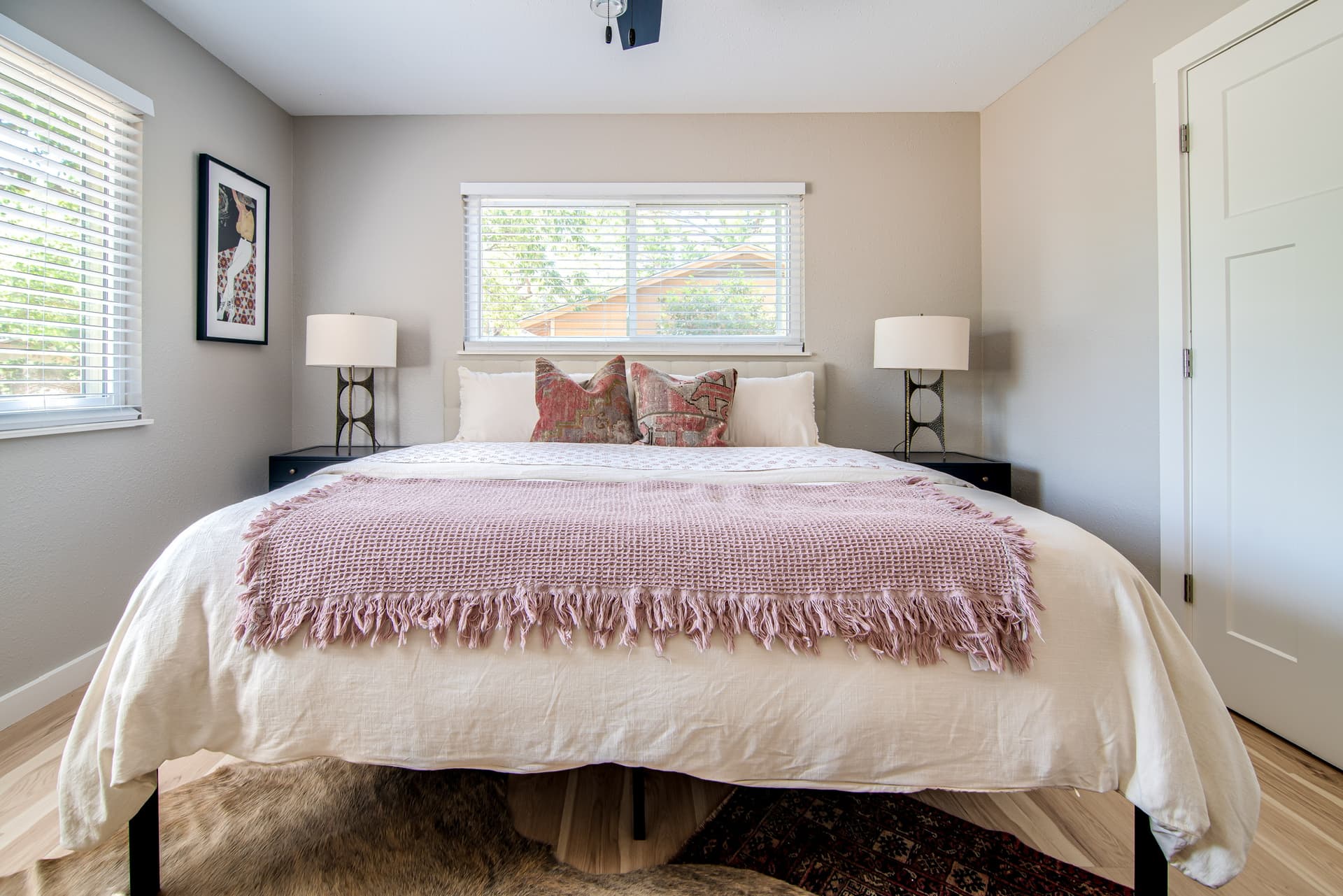 Gateway to the Sun - Image 27