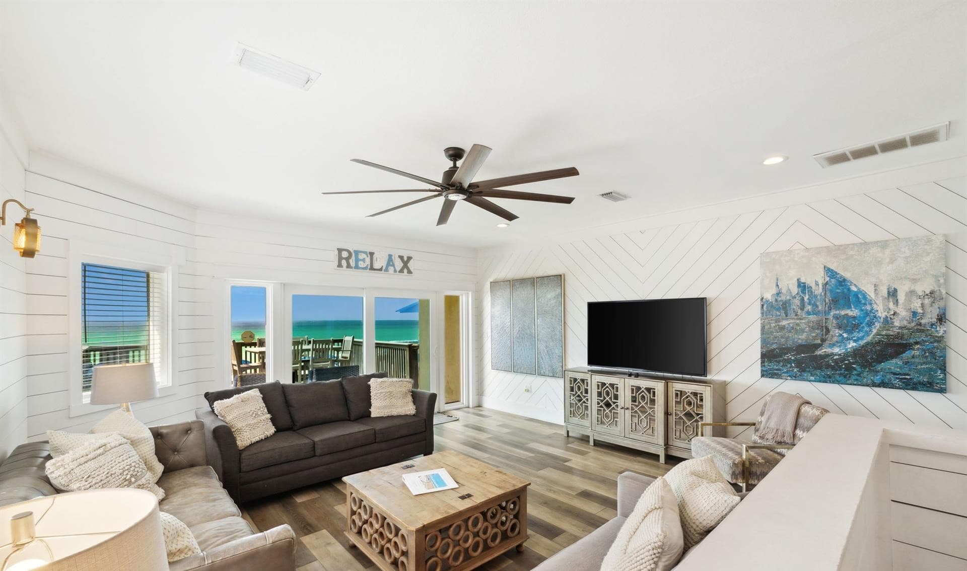 Silver Beach Retreat - Image 4