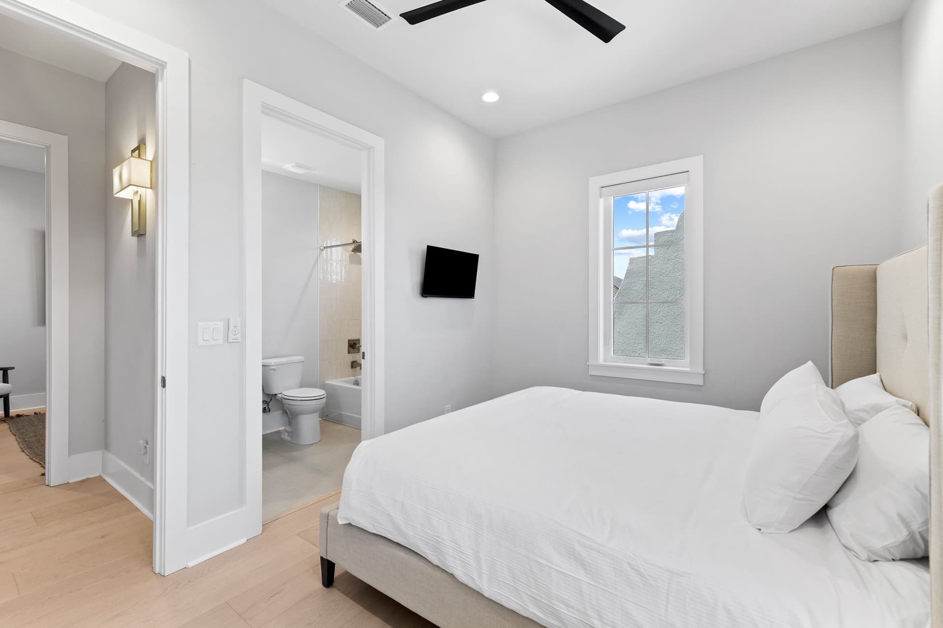 Peacock Place - Image 34