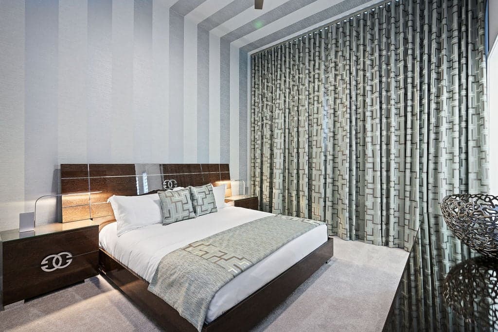 The Stunning Bear's Den Estate - Image 7