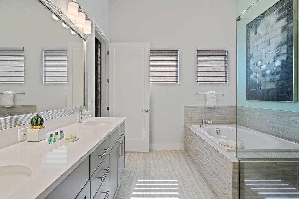 The Stunning Bear's Den Estate - Image 10