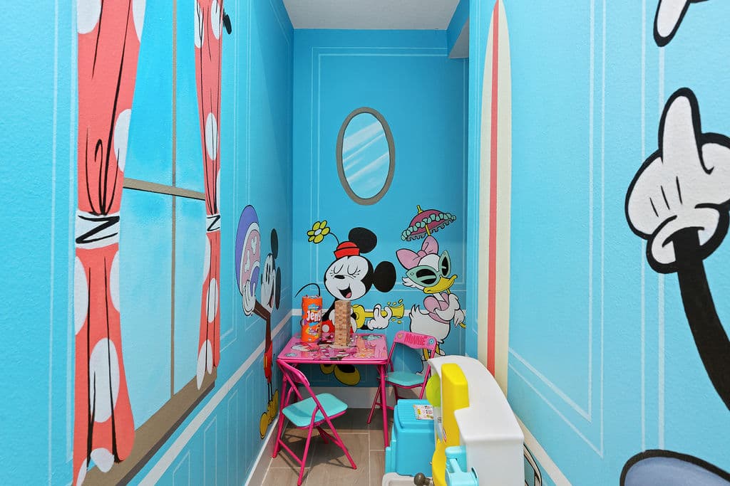 The Stunning Bear's Den Estate - Image 35