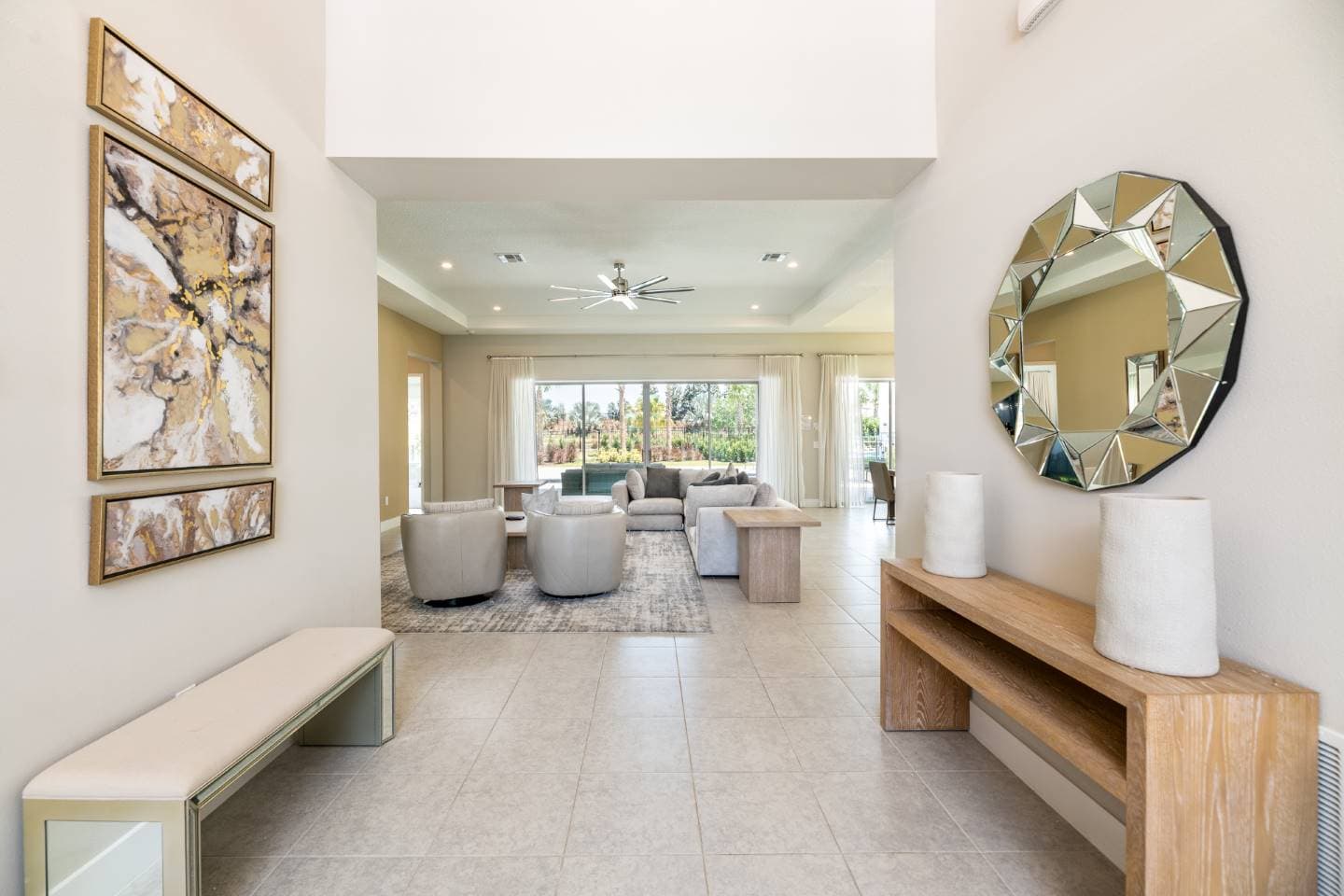 The Bright Bear's Den Oasis - Image 7