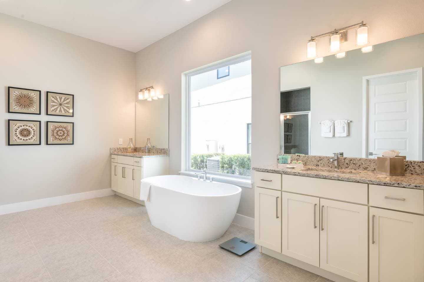 The Bright Bear's Den Oasis - Image 11