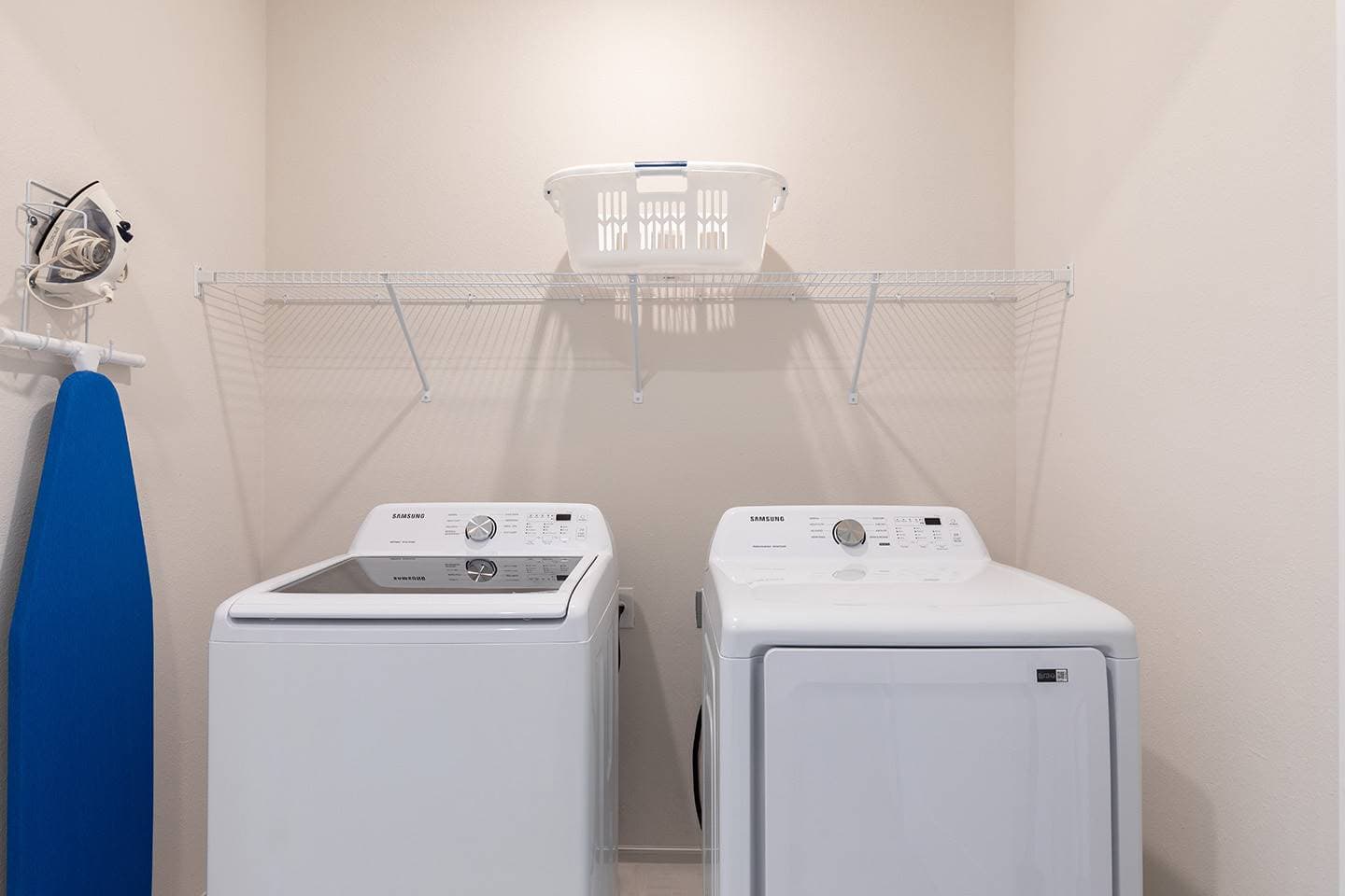 Magnificent Bear's Den - Image 36