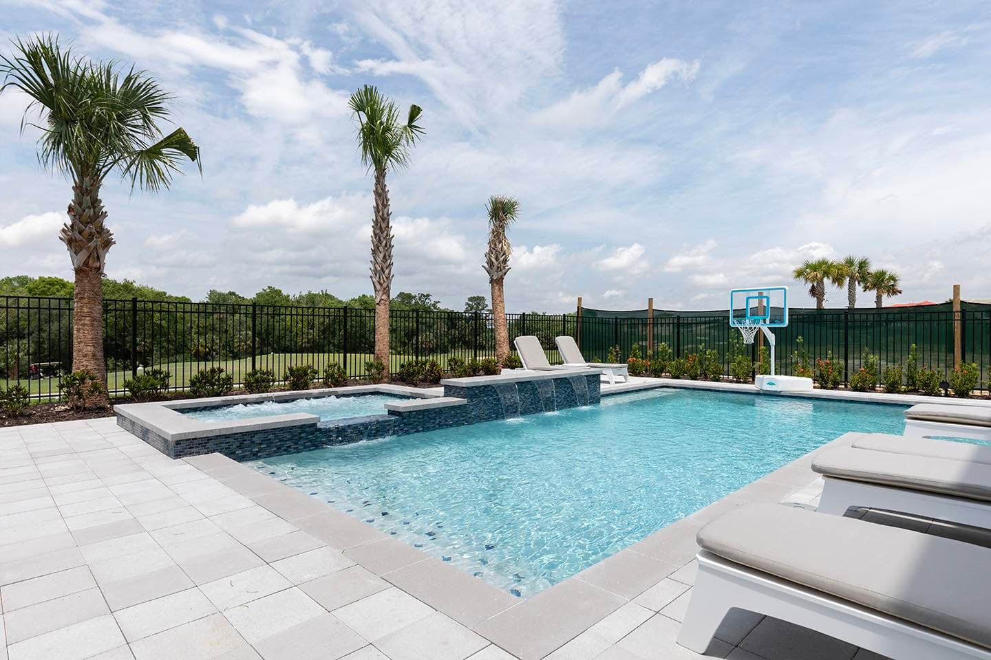 Magnificent Bear's Den - Image 38