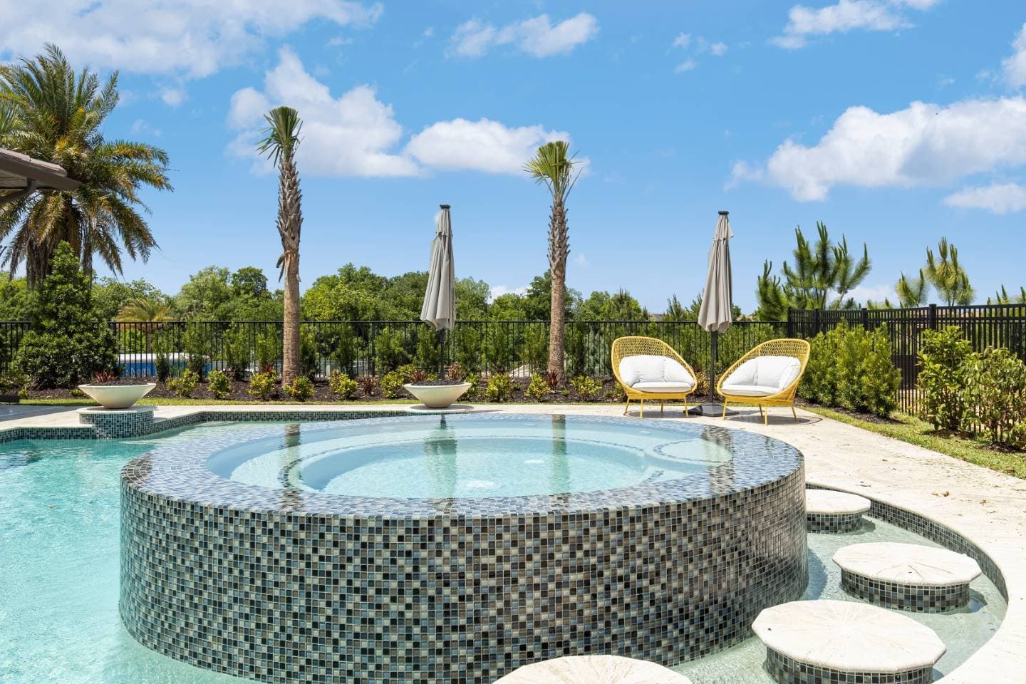 The Modern Bear's Den Estate - Image 5