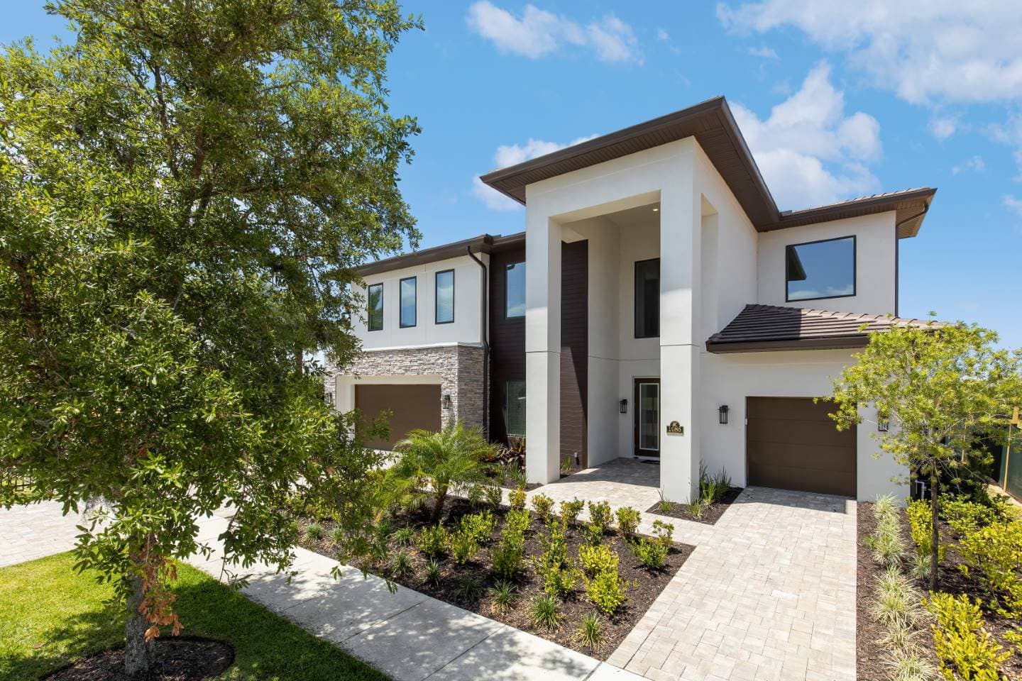 The Modern Bear's Den Estate - Image 8