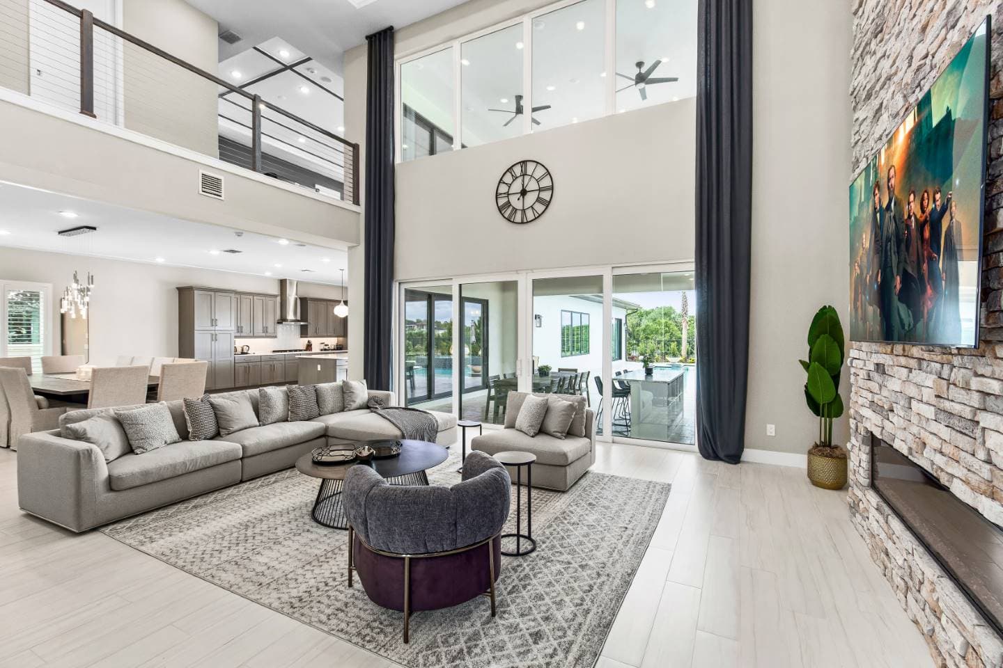 The Modern Bear's Den Estate - Image 9