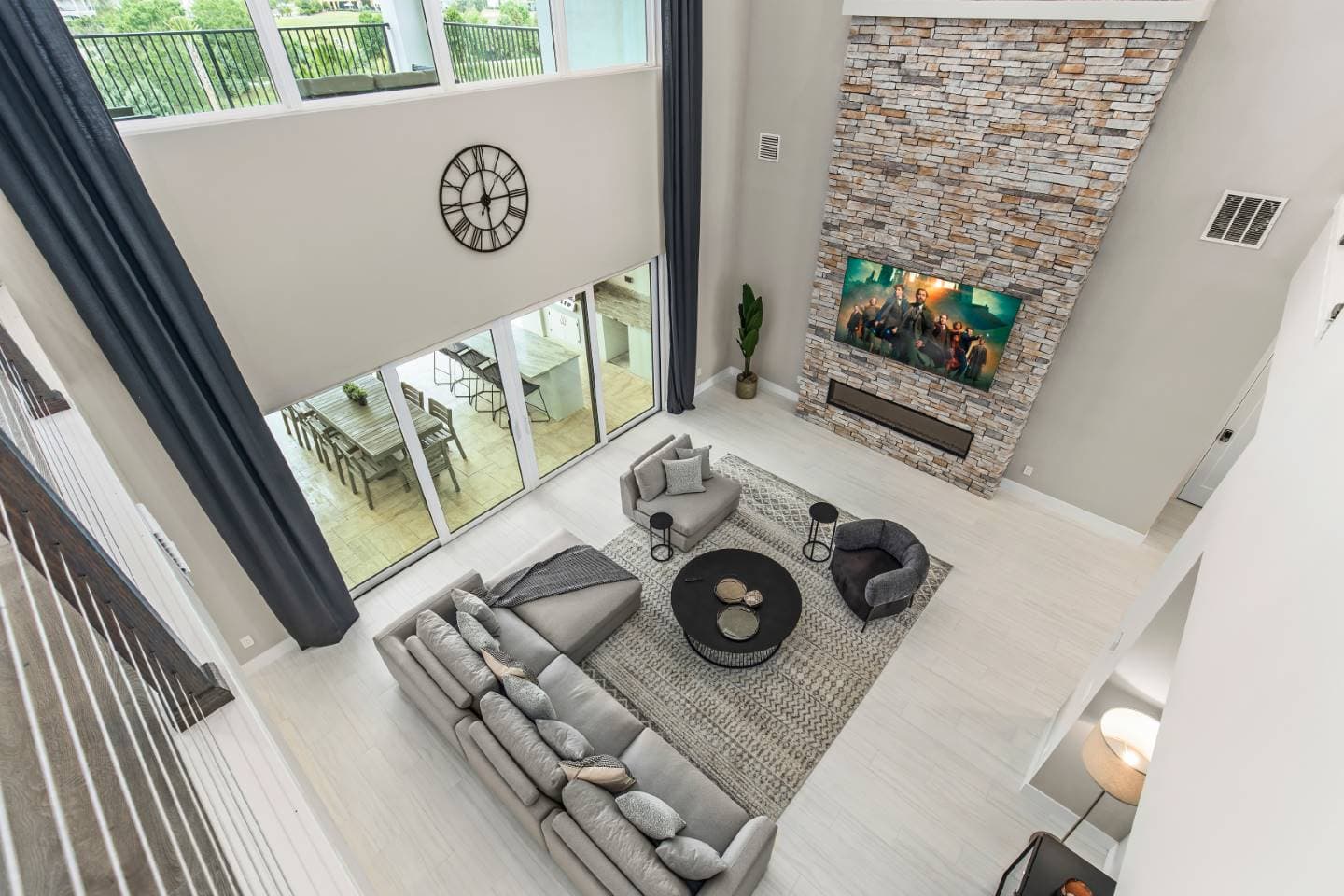 The Modern Bear's Den Estate - Image 15