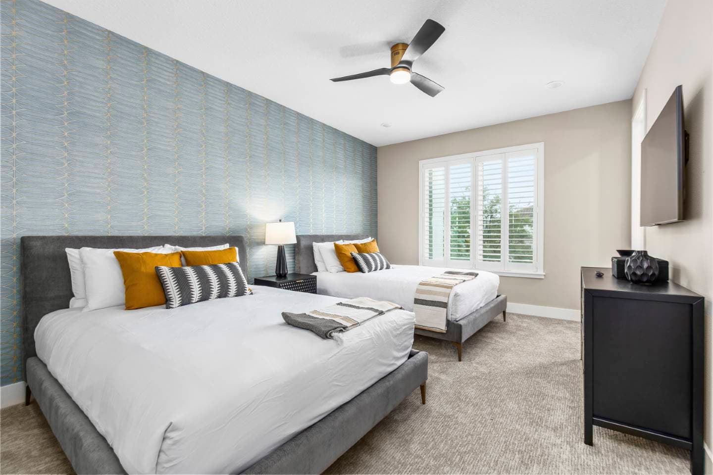 The Modern Bear's Den Estate - Image 35